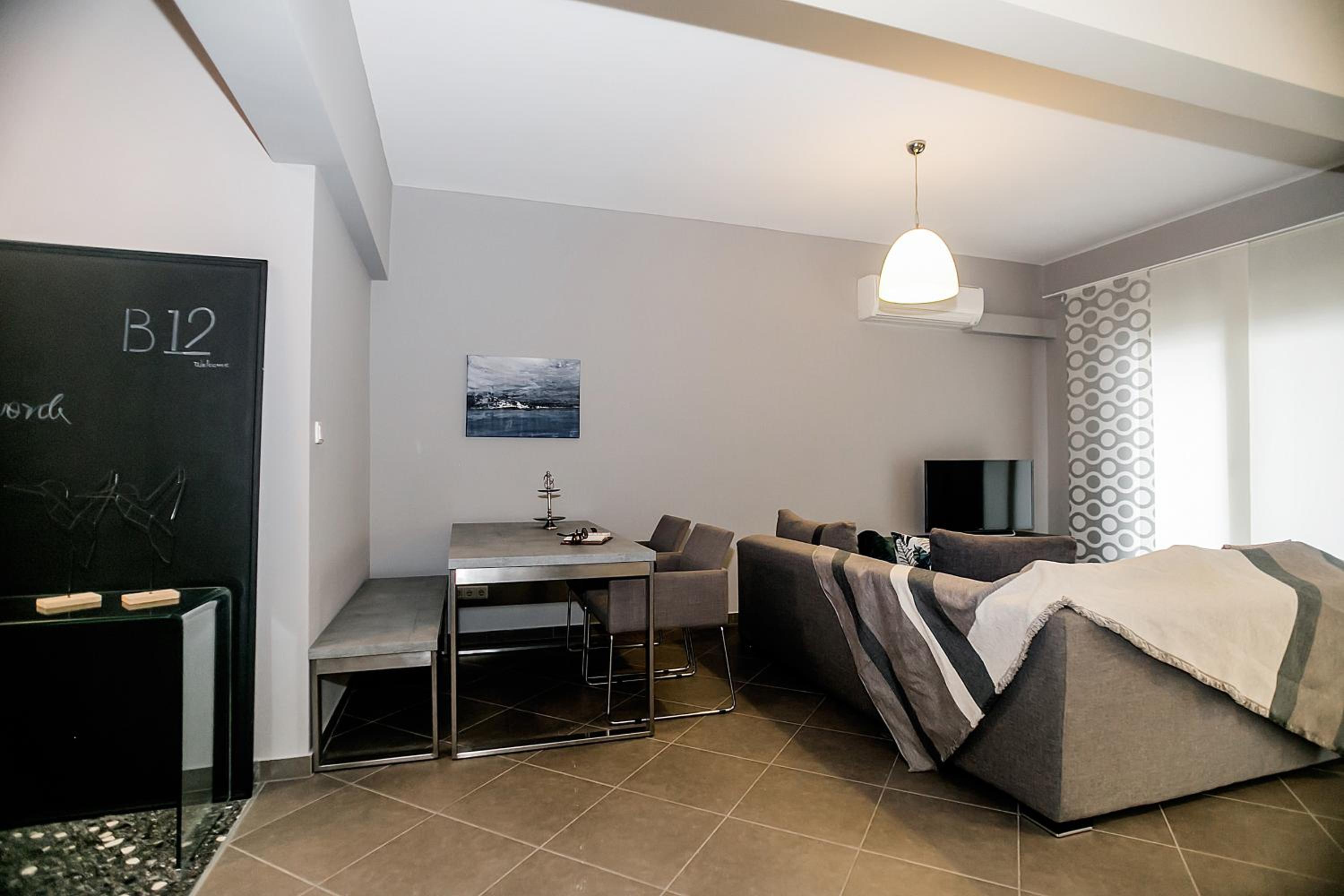 B12 new & modern seafront apartment view 4