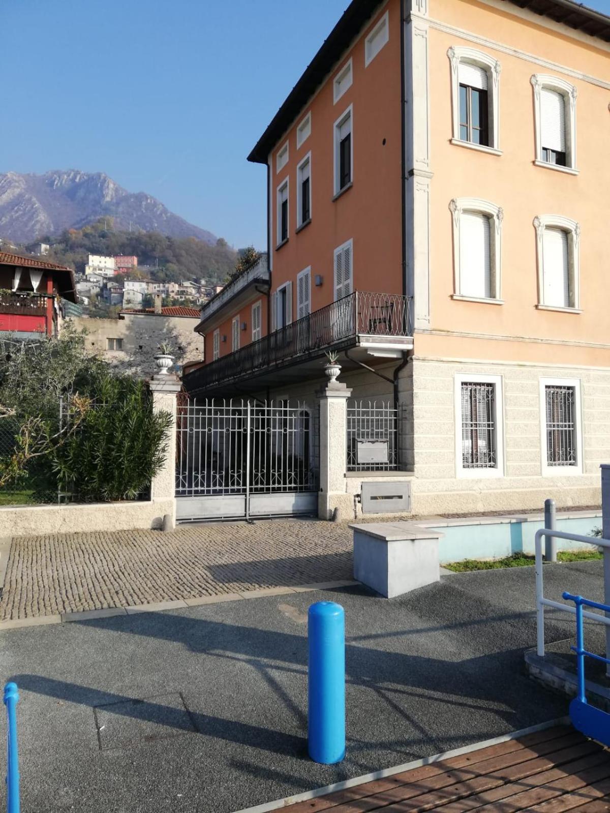 In Riva al Lago di Iseo Residenza LOFT photo 2