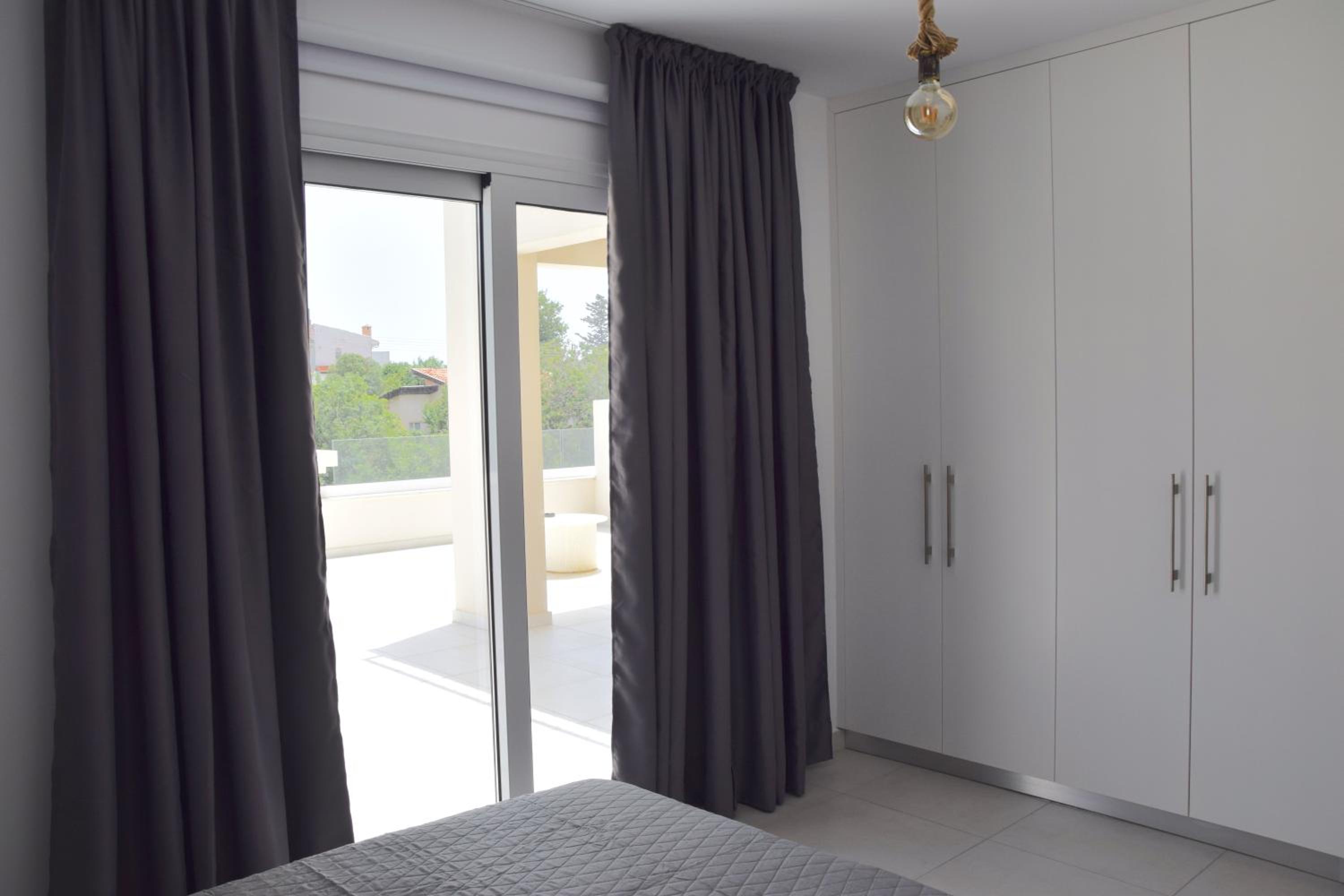 Tala Luxury apartments with pool by Raise