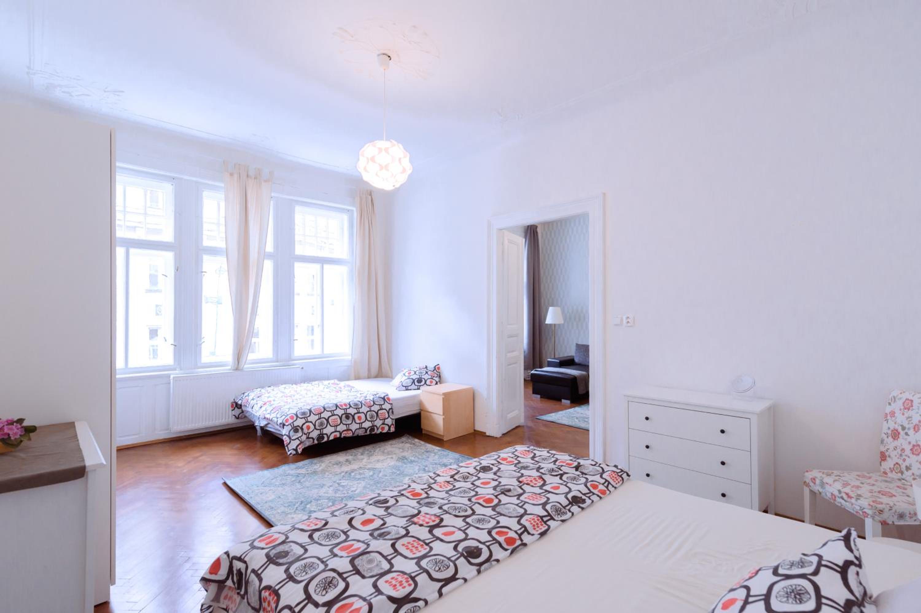 Apartments Vezenska
