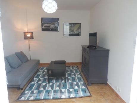 Appartement T2 ou T1 côté cour/jardin avec garage view 5