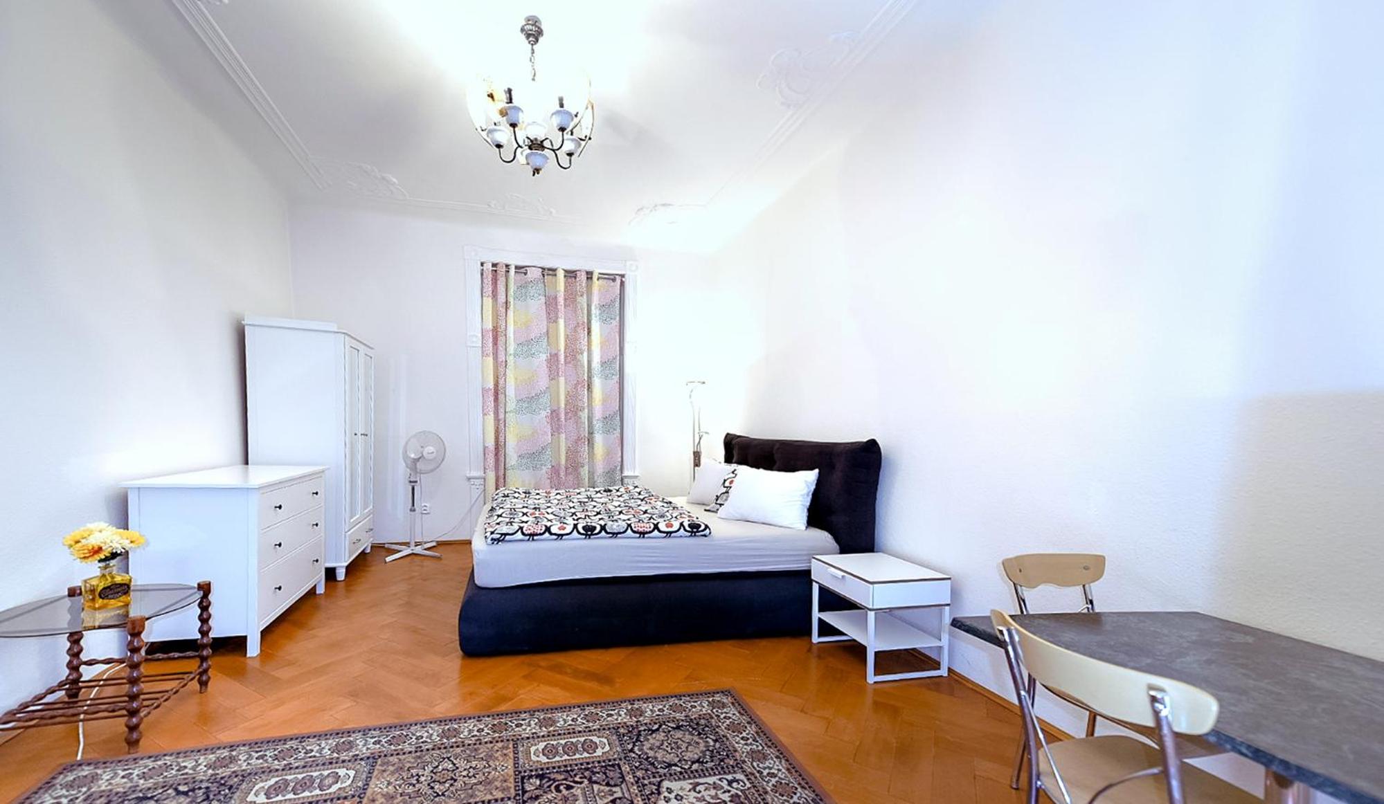 Apartments Vezenska