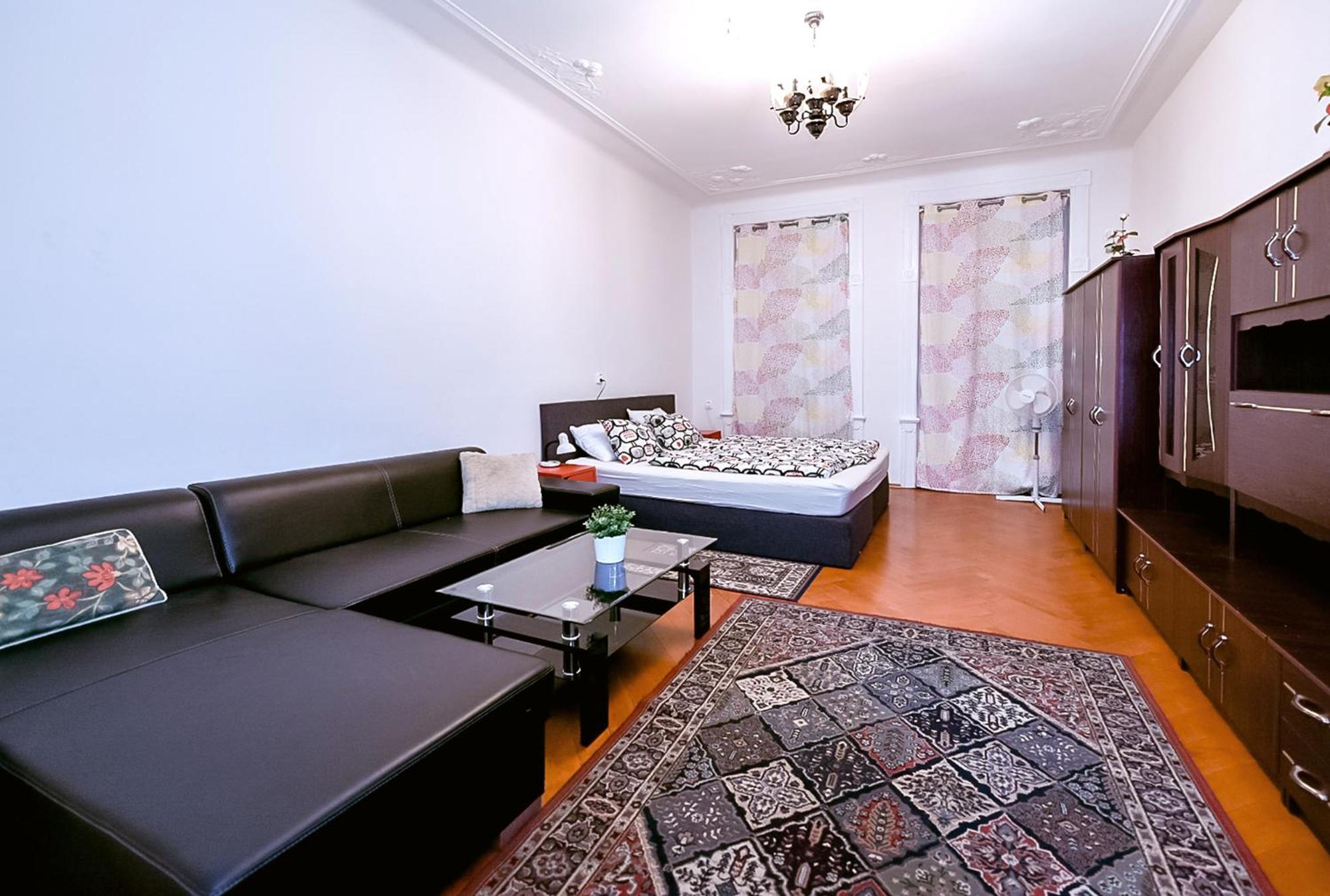 Apartments Vezenska