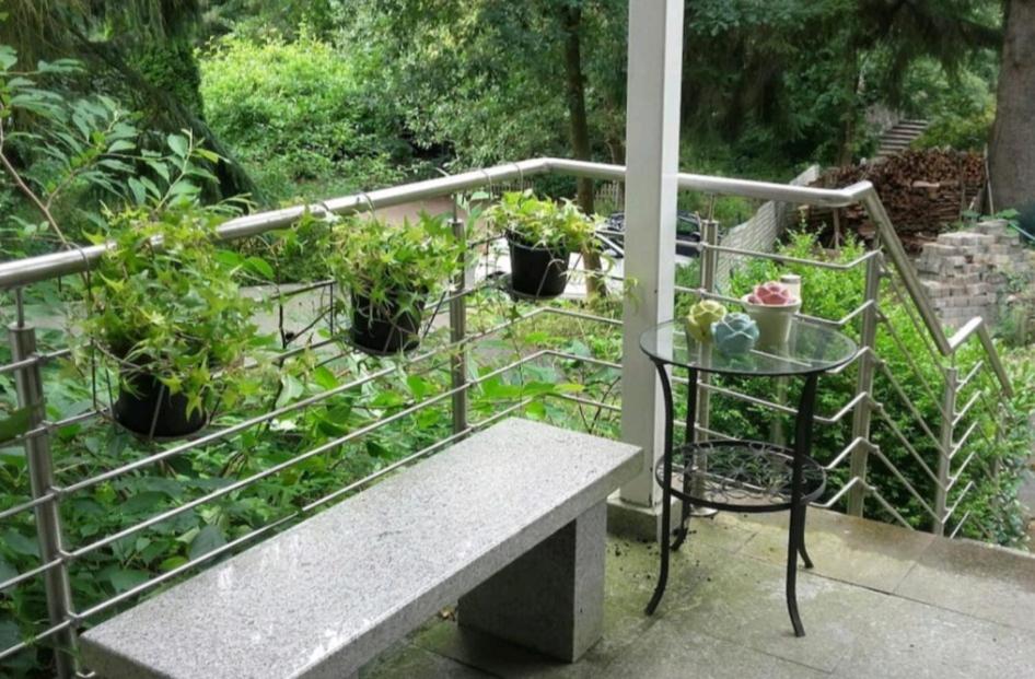 Apartment bei Hamburg bis 10 Personen mit Terasse und Gartennutzung.
