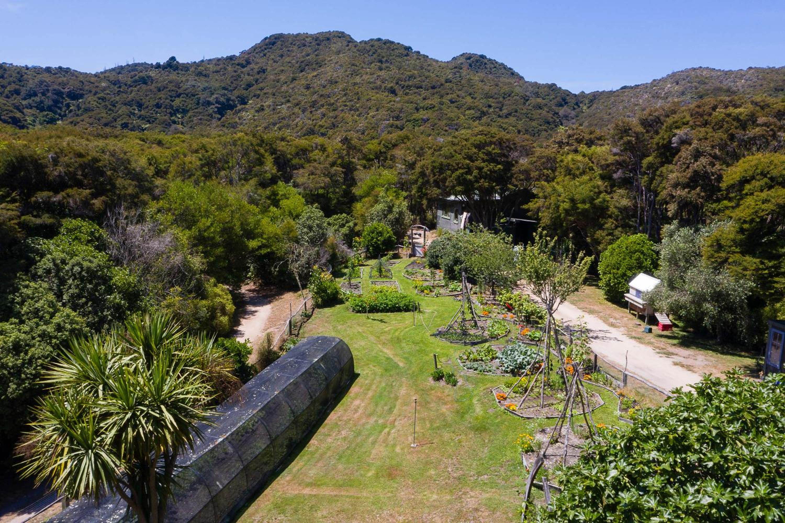 Awaroa Lodge