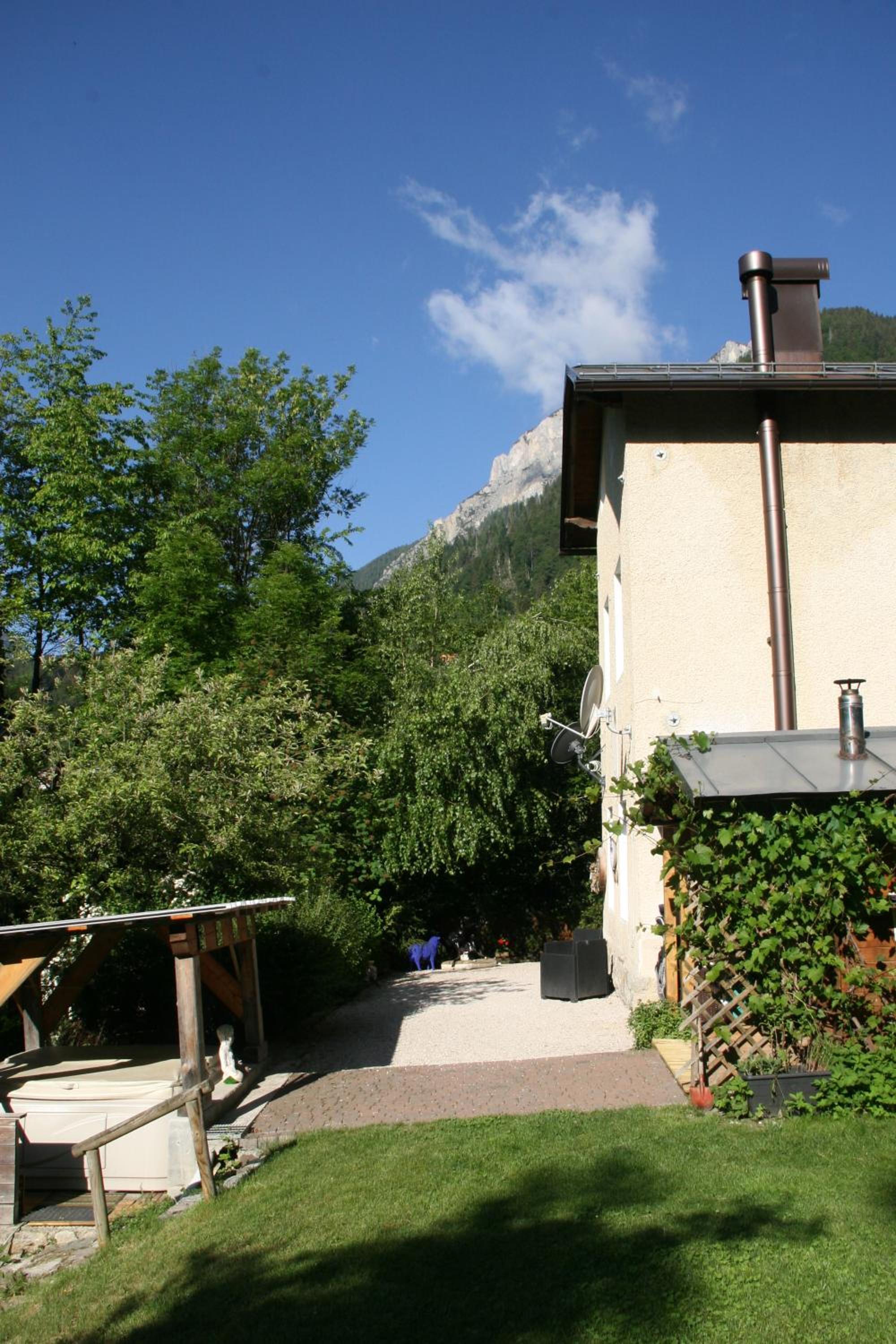 Dolomiti house view 3