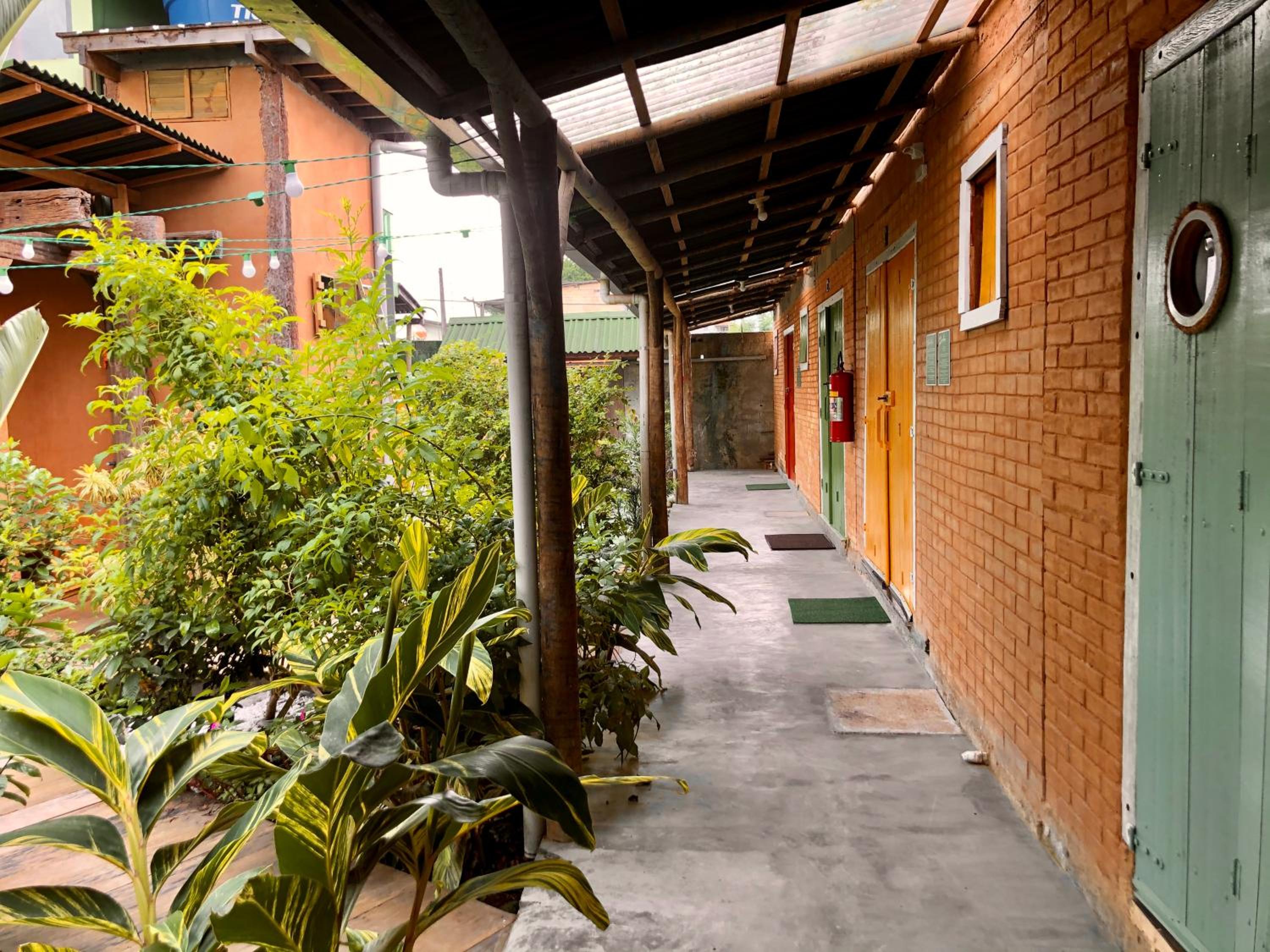 Hotel Green Haven Hostel - Image 1