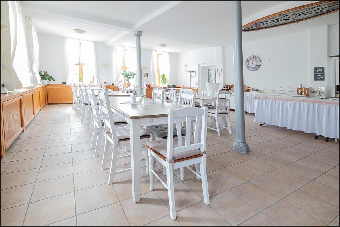 MARKT EINS Gästezimmer view 2
