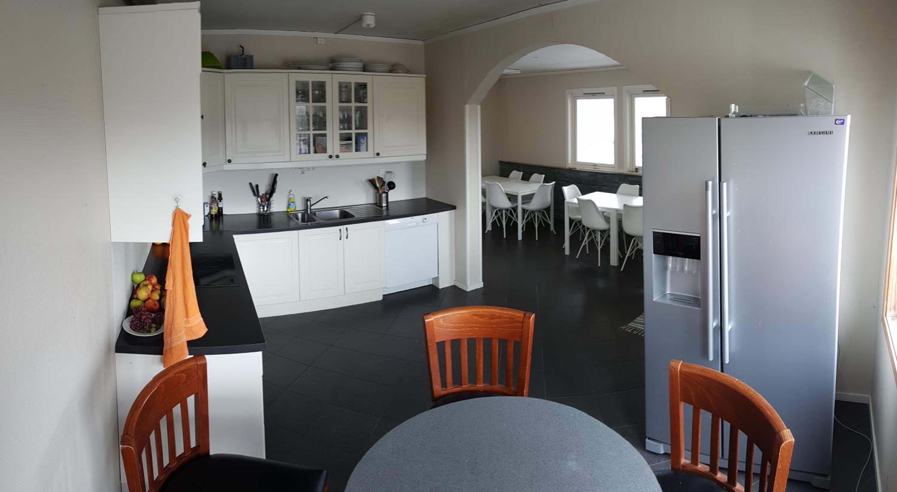 EIDE Gjestehus en Eide — kitchen
