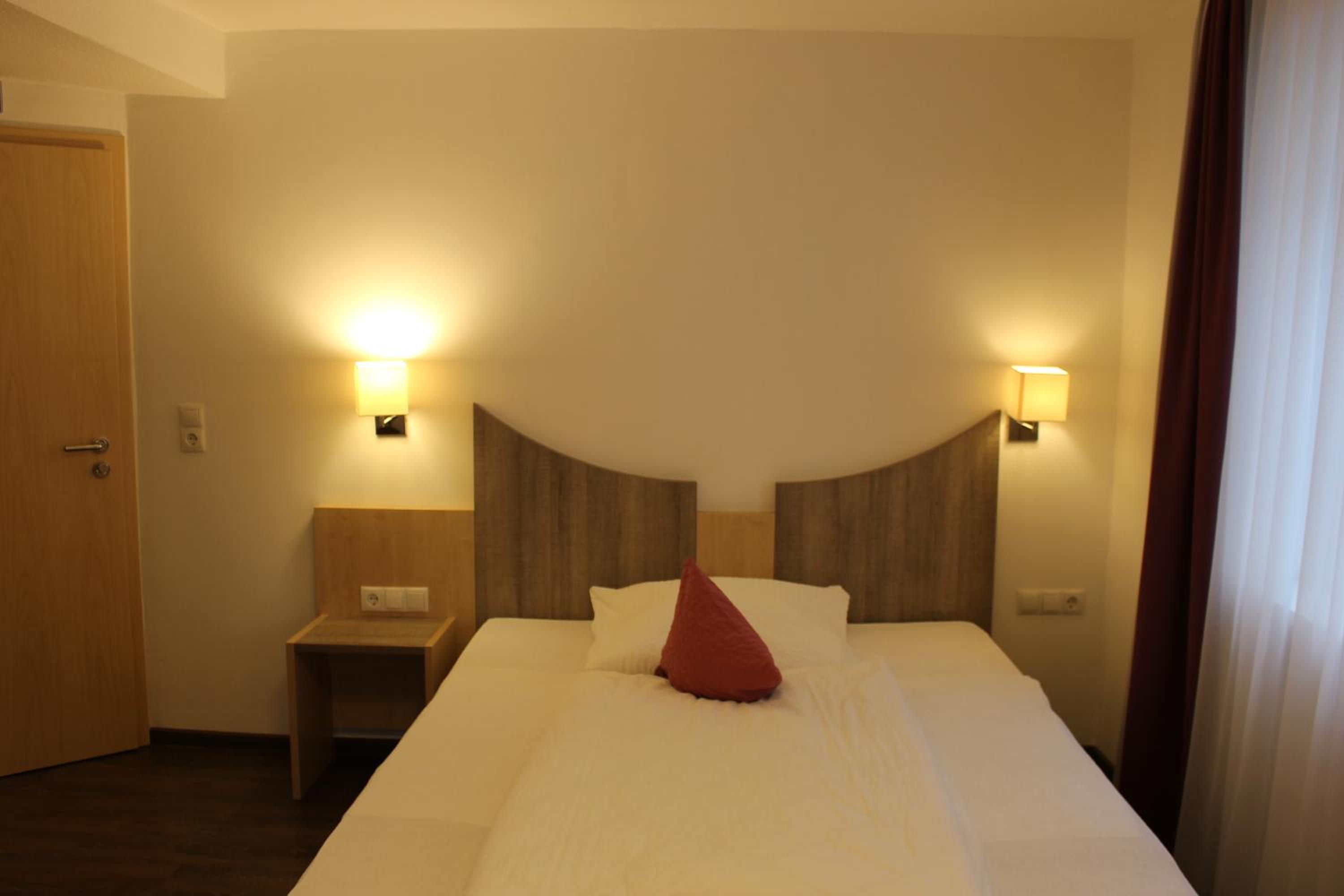 Hotel-Gasthaus-Kraft view 4