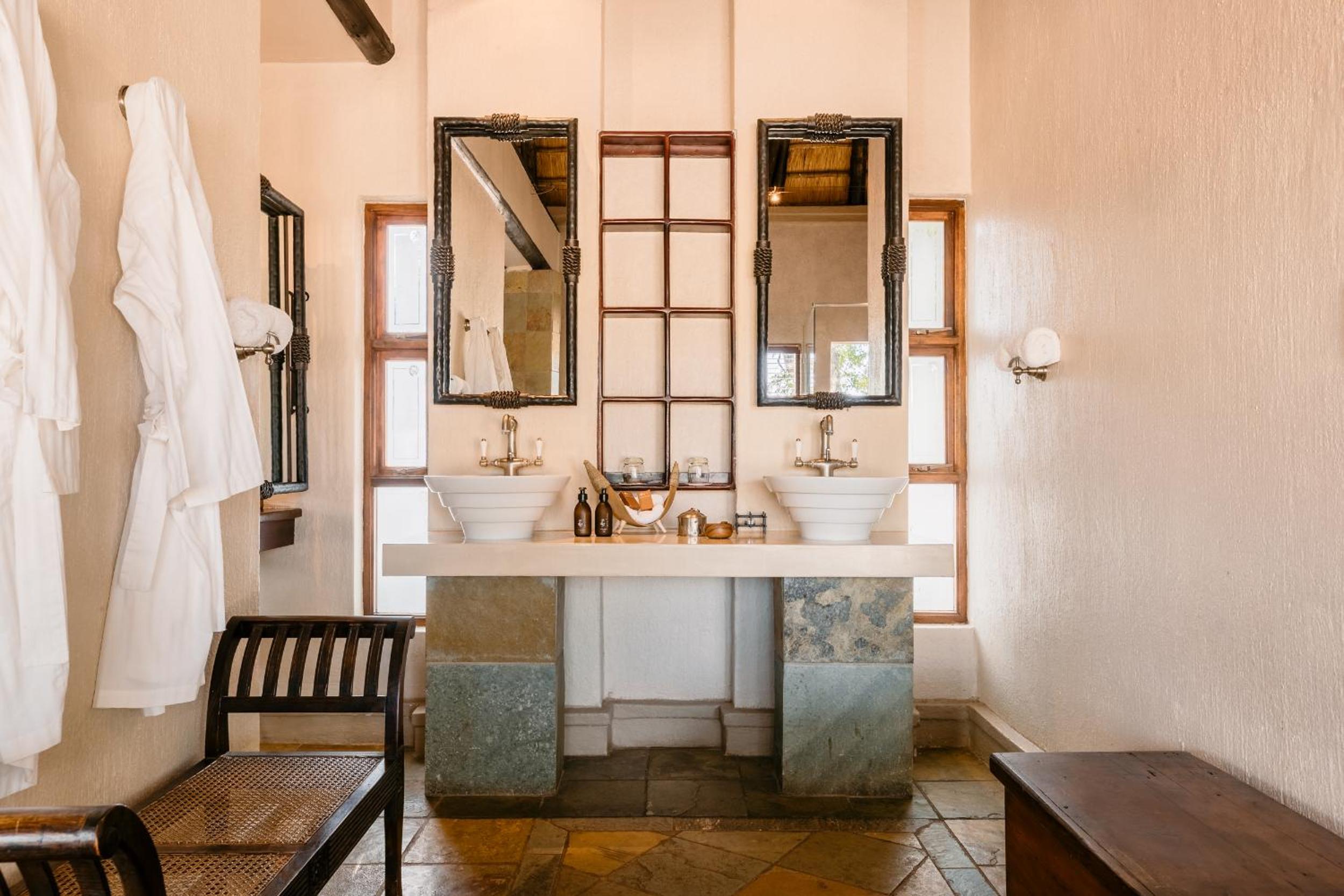 Shumbalala Game Lodge