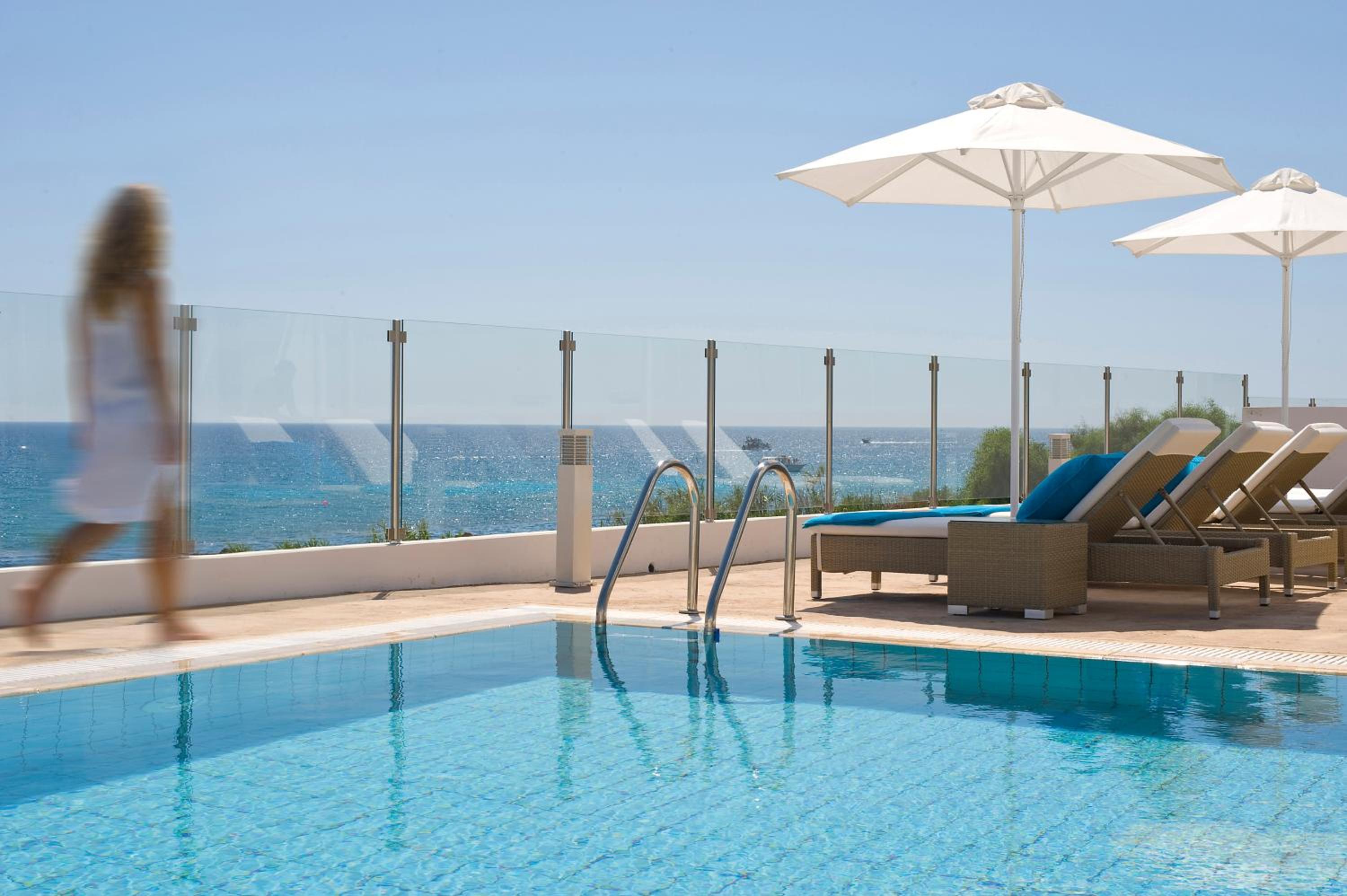 Althea Kalamies Luxury Villas