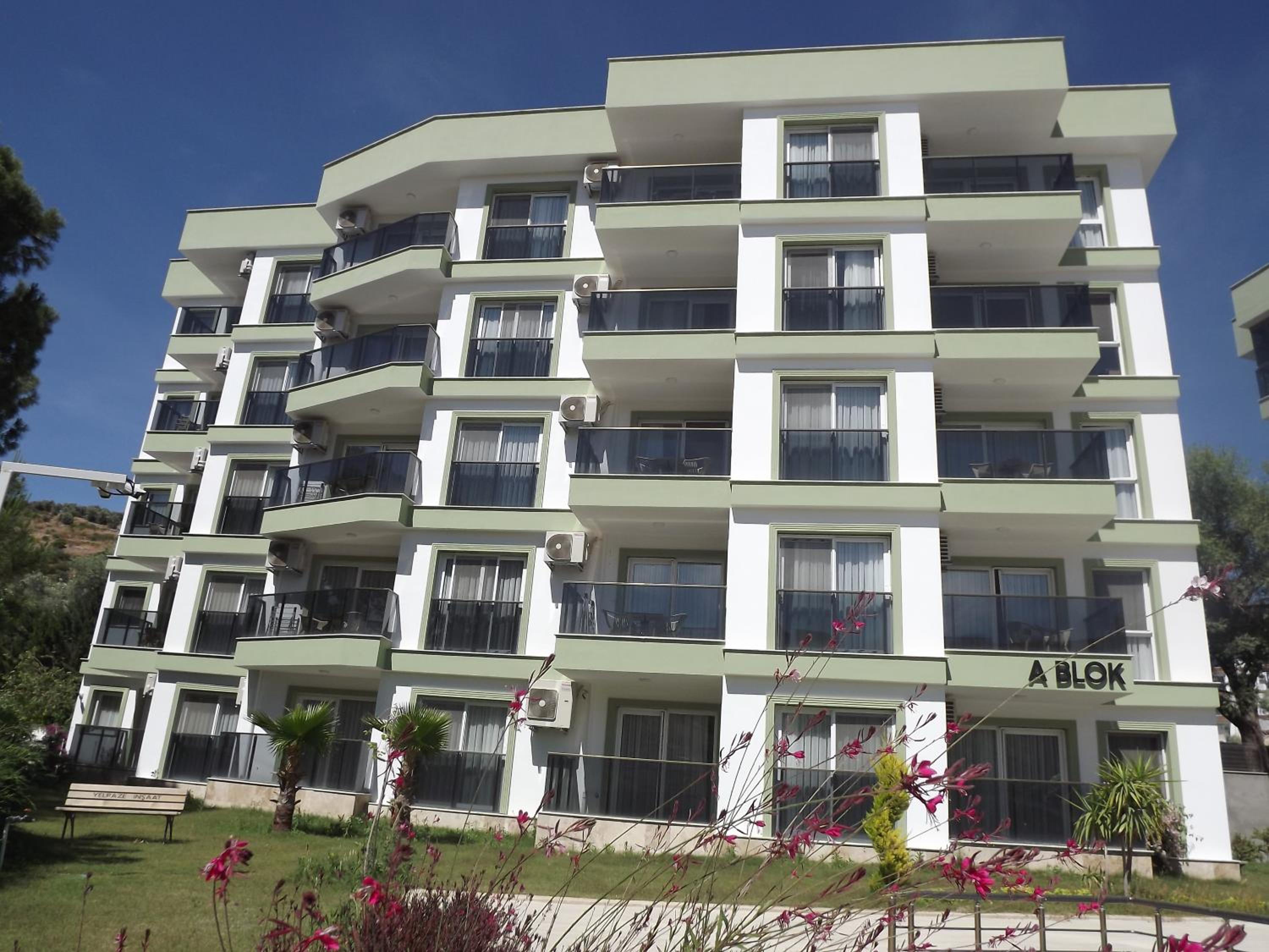 Hotel Opus Apart Hotel - Image 1