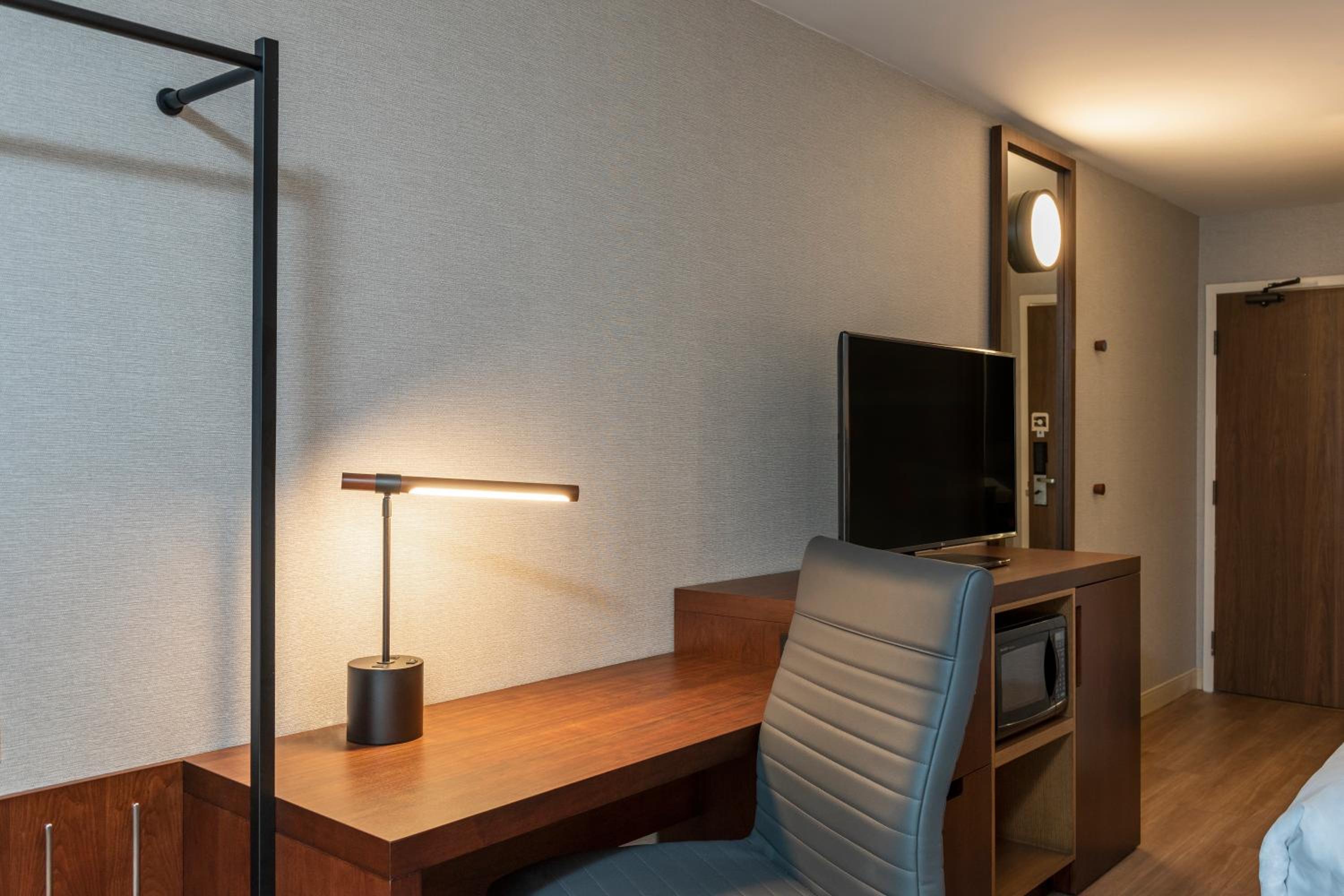 Cambridge Vacations - Comfort Inn - Property Image 45