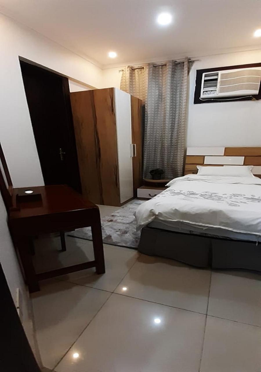 Al Dana Plaza Villas