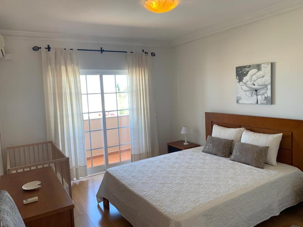 Casa das Roseiras view 2