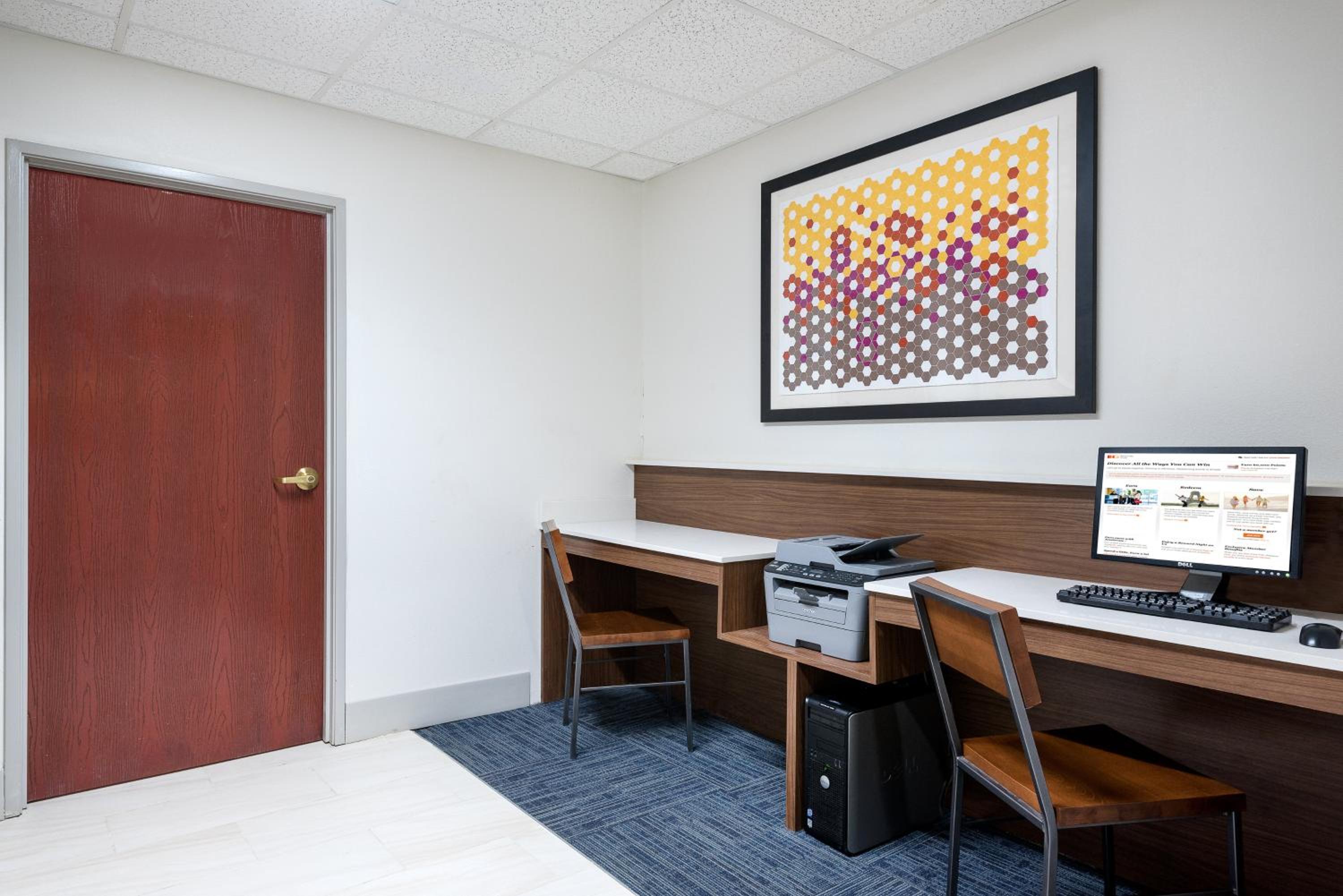 Hillsville Vacations - Holiday Inn Express Hillsville, an IHG Hotel - Property Image 5