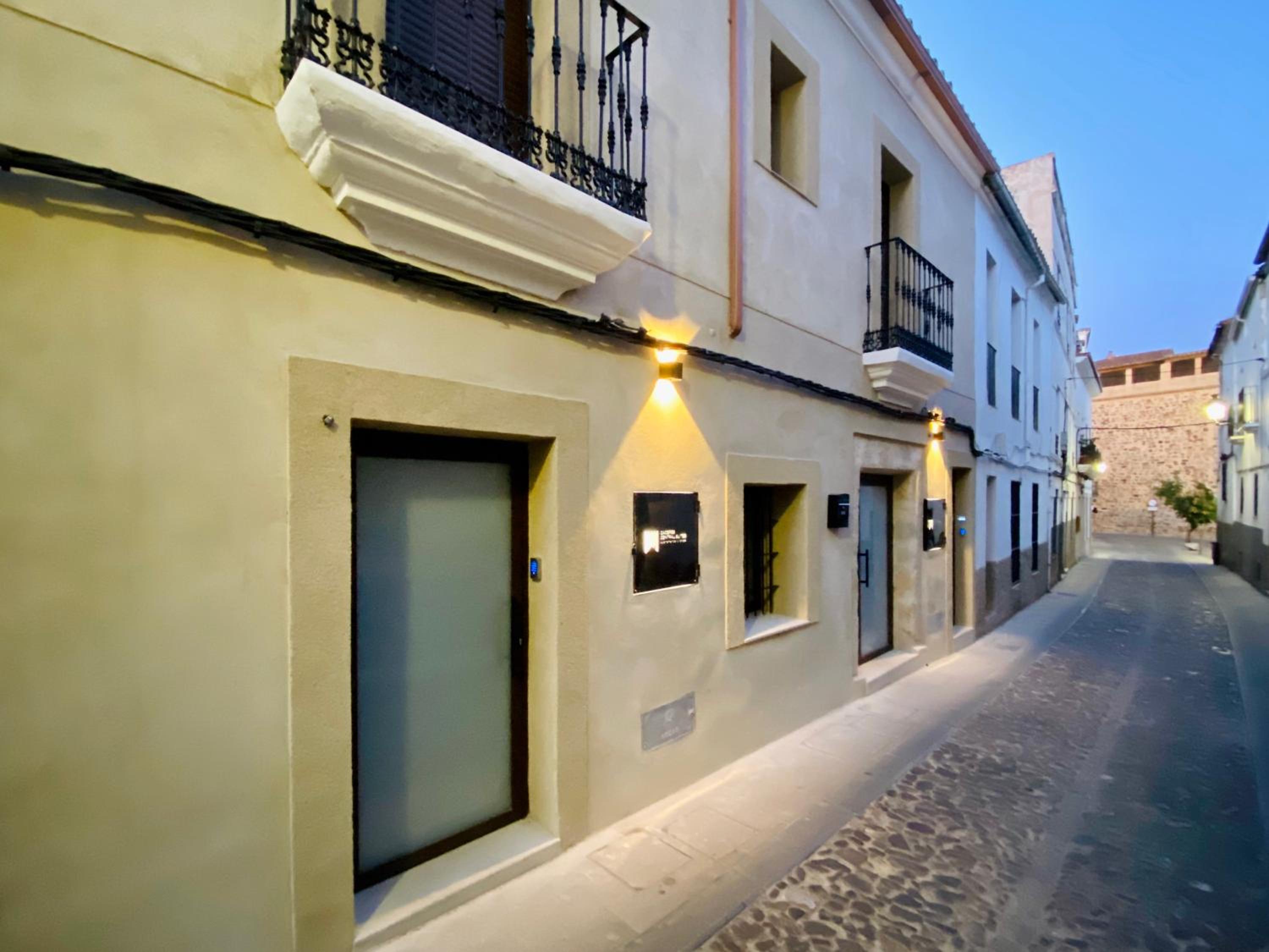 Apartamentos Cáceres Central Suites