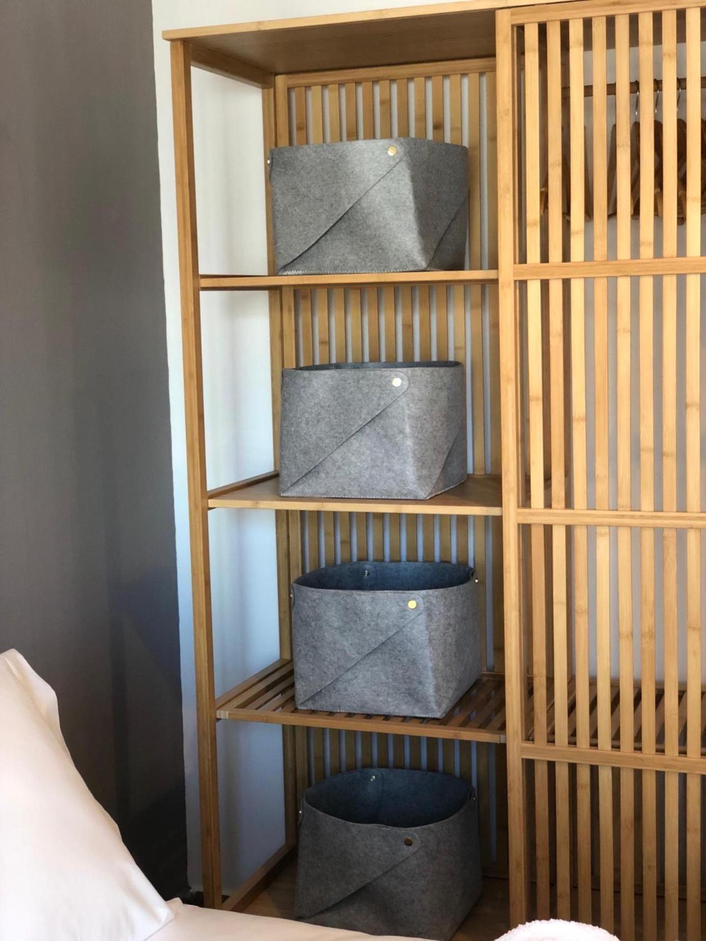 room & sleeping area