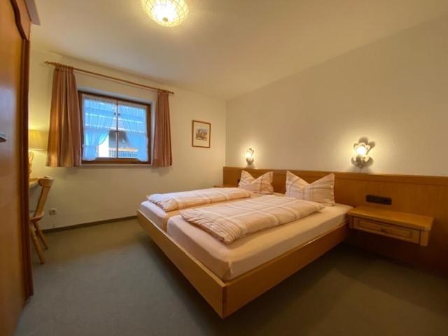 FeWos Haus Rebstock