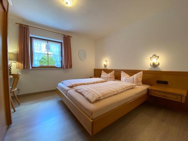 FeWos Haus Rebstock