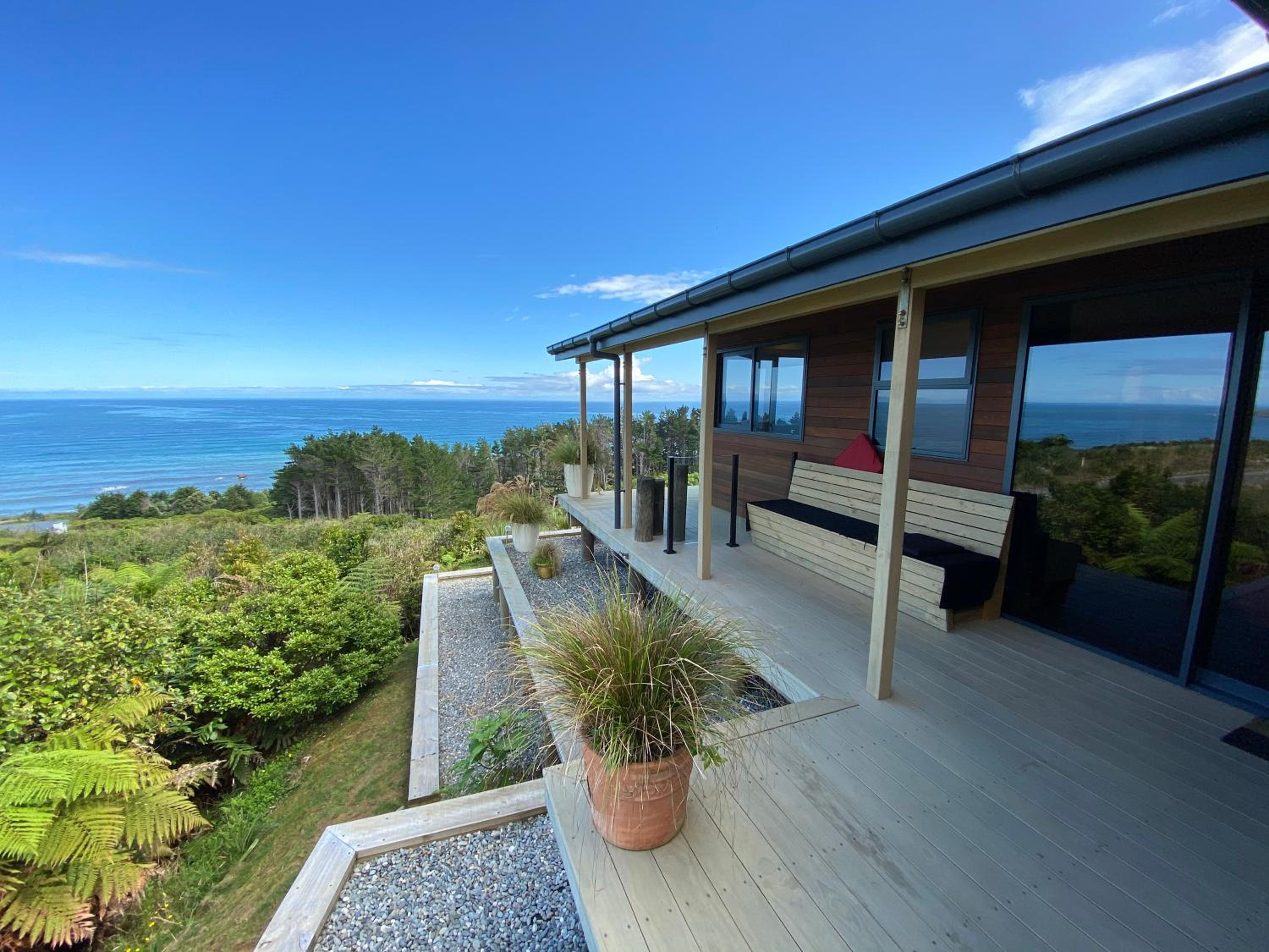 Tasman Sea Retreat view 4