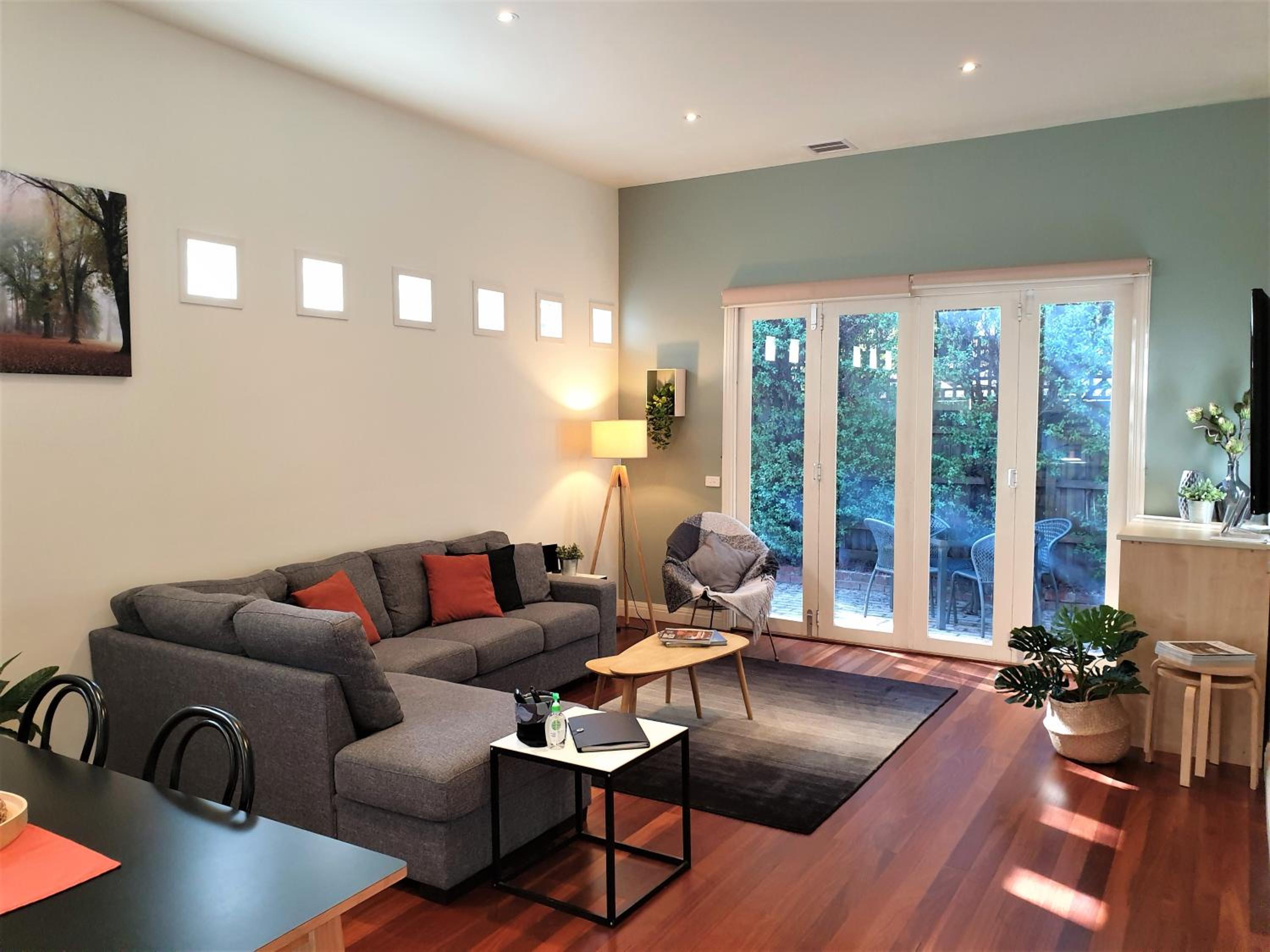 Healesville House - Magnolia House