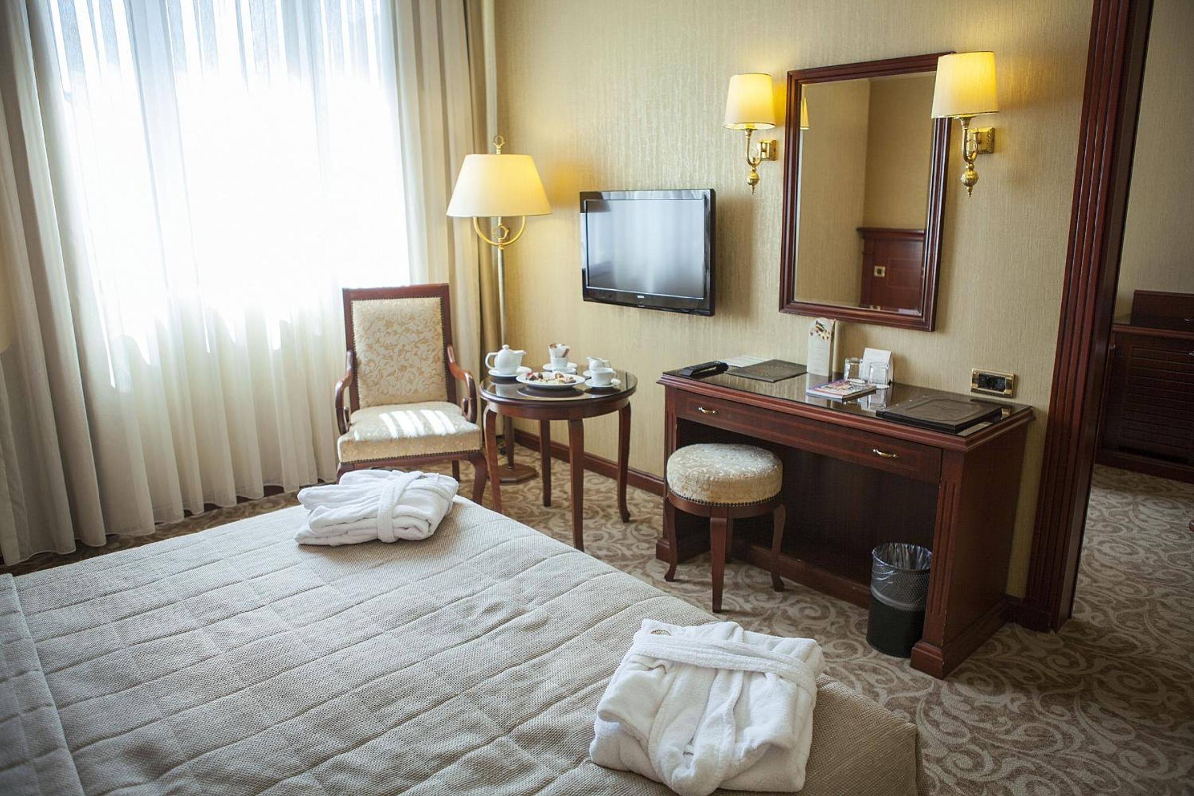 Bilek Istanbul Hotel - Image 17