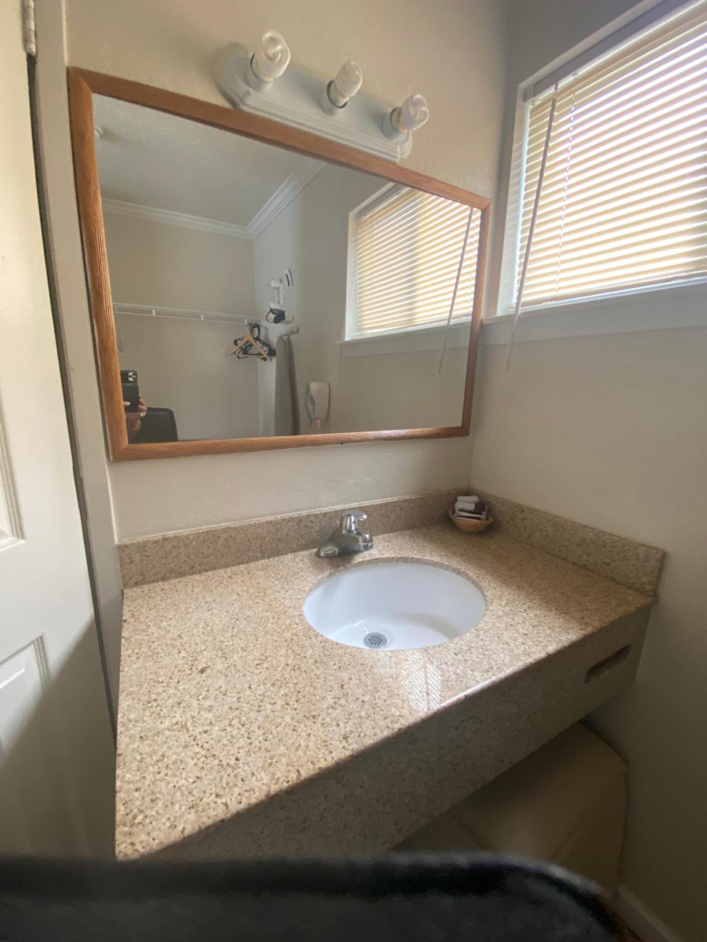 Lake Tahoe Vacations - Budget INN At The Heavenly Gondola - Property Image 40