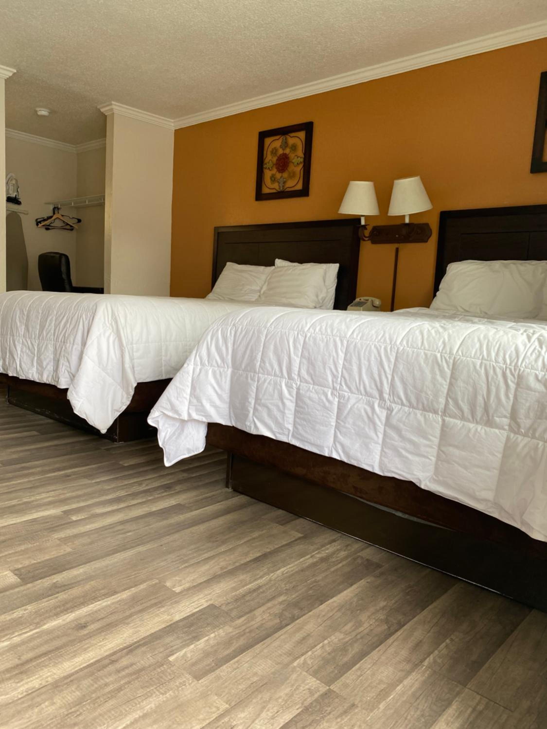 Lake Tahoe Vacations - Budget INN At The Heavenly Gondola - Property Image 23