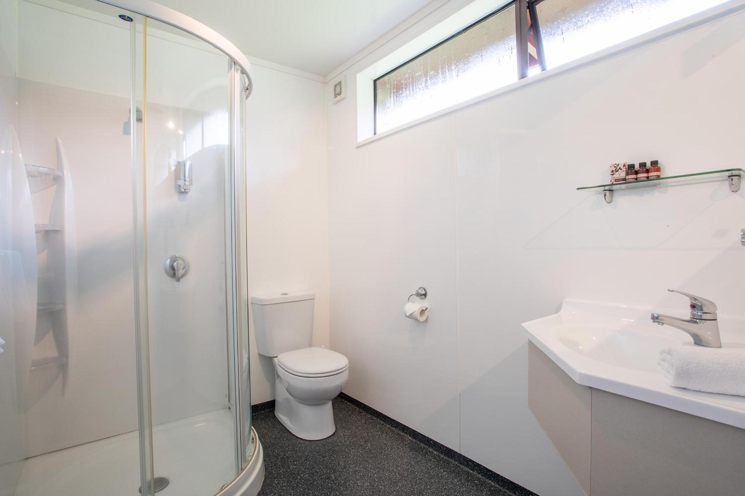 Te Anau Top 10 Holiday Park and Motels