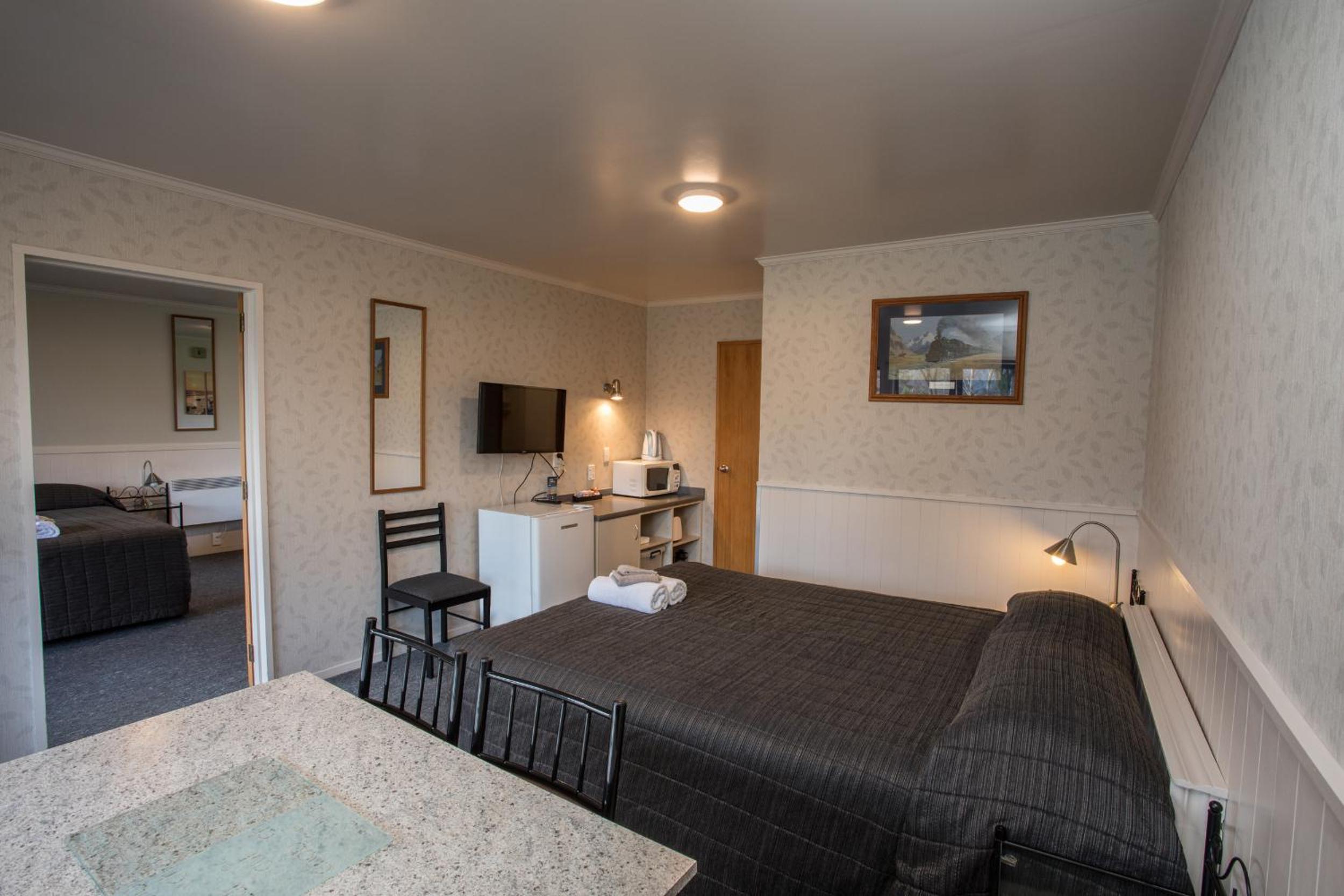 Te Anau Top 10 Holiday Park and Motels