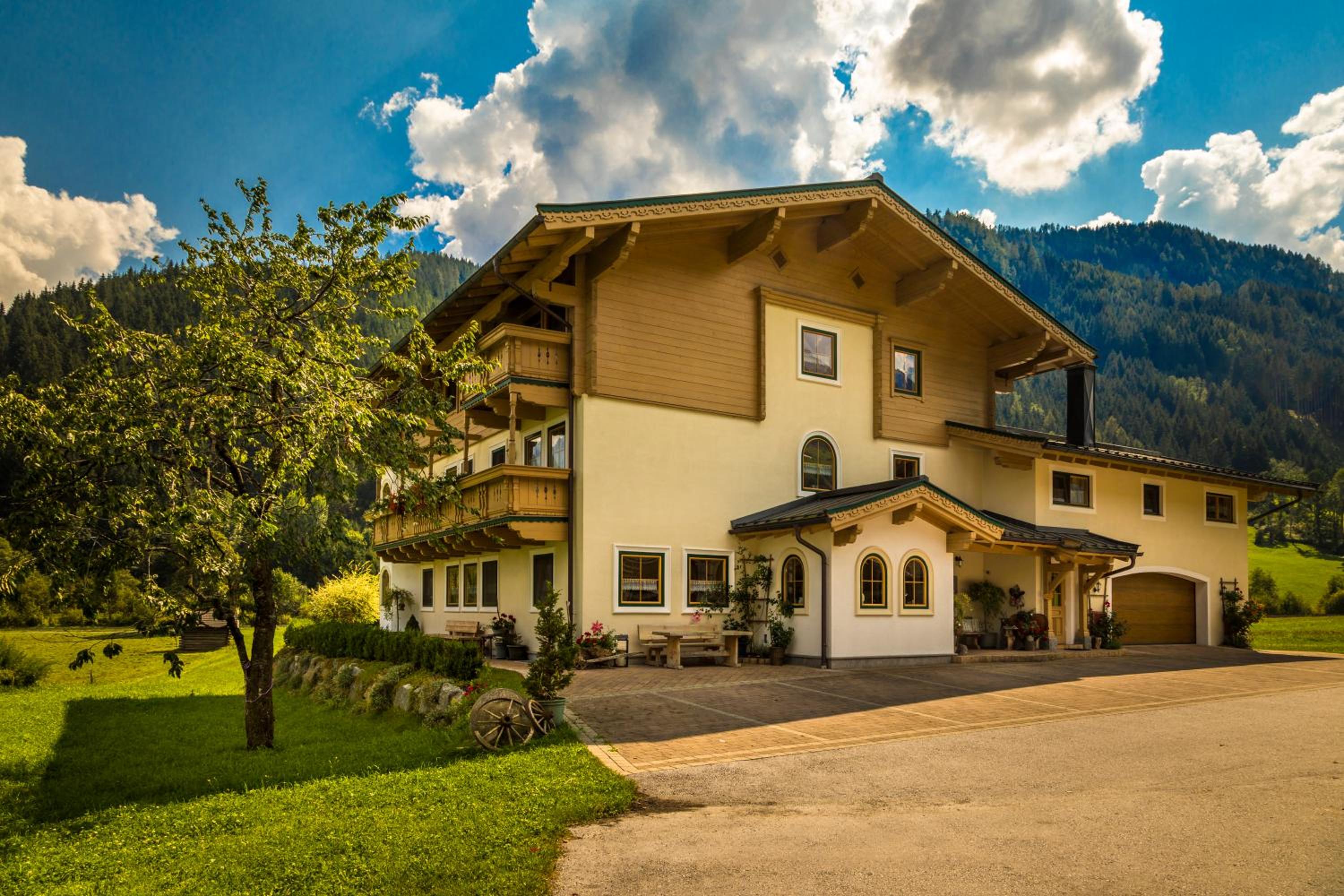 Bio-Bauernhof Obertrattenbachhof