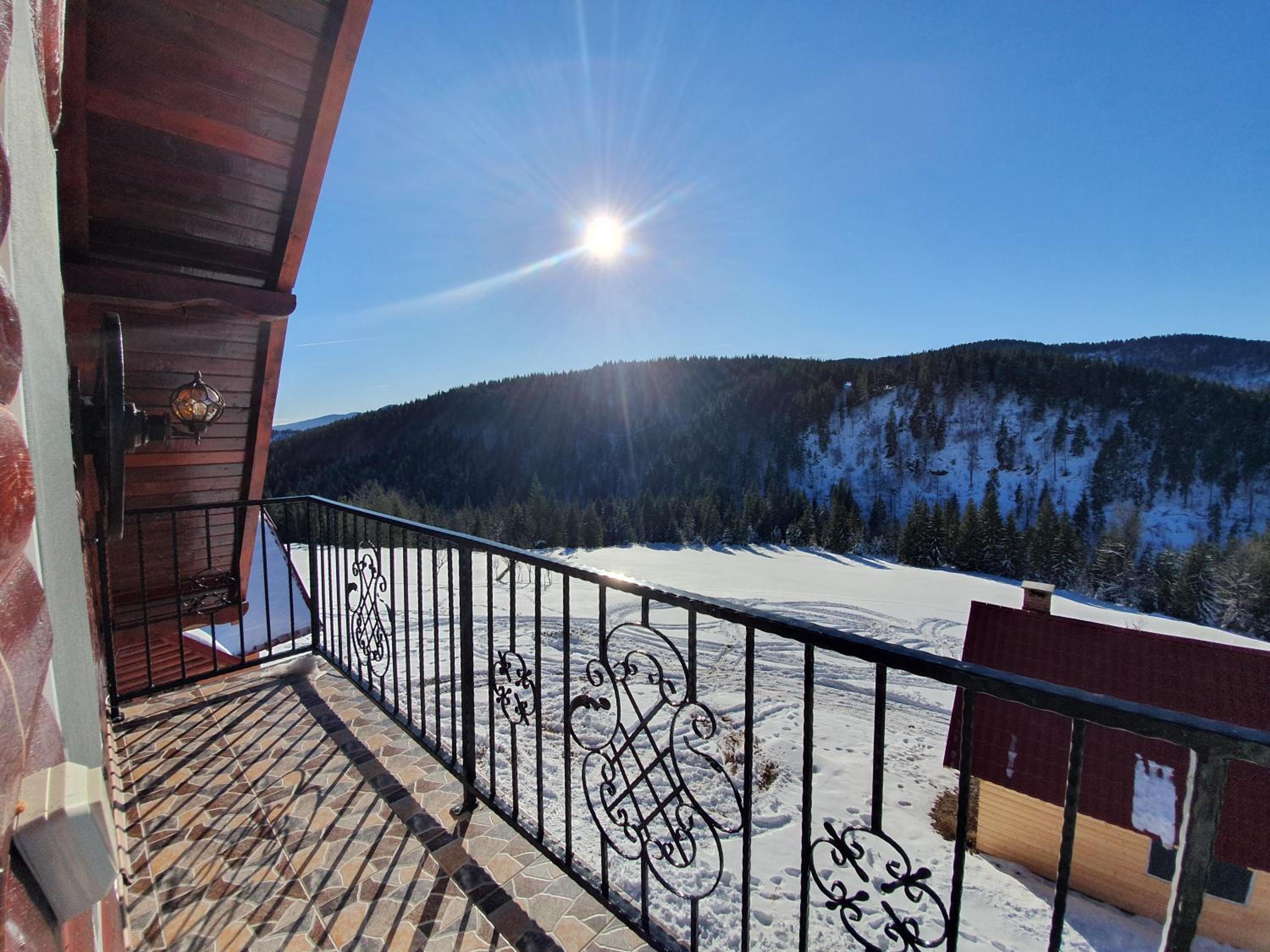 Cabana Popasul Vânătorului view 5