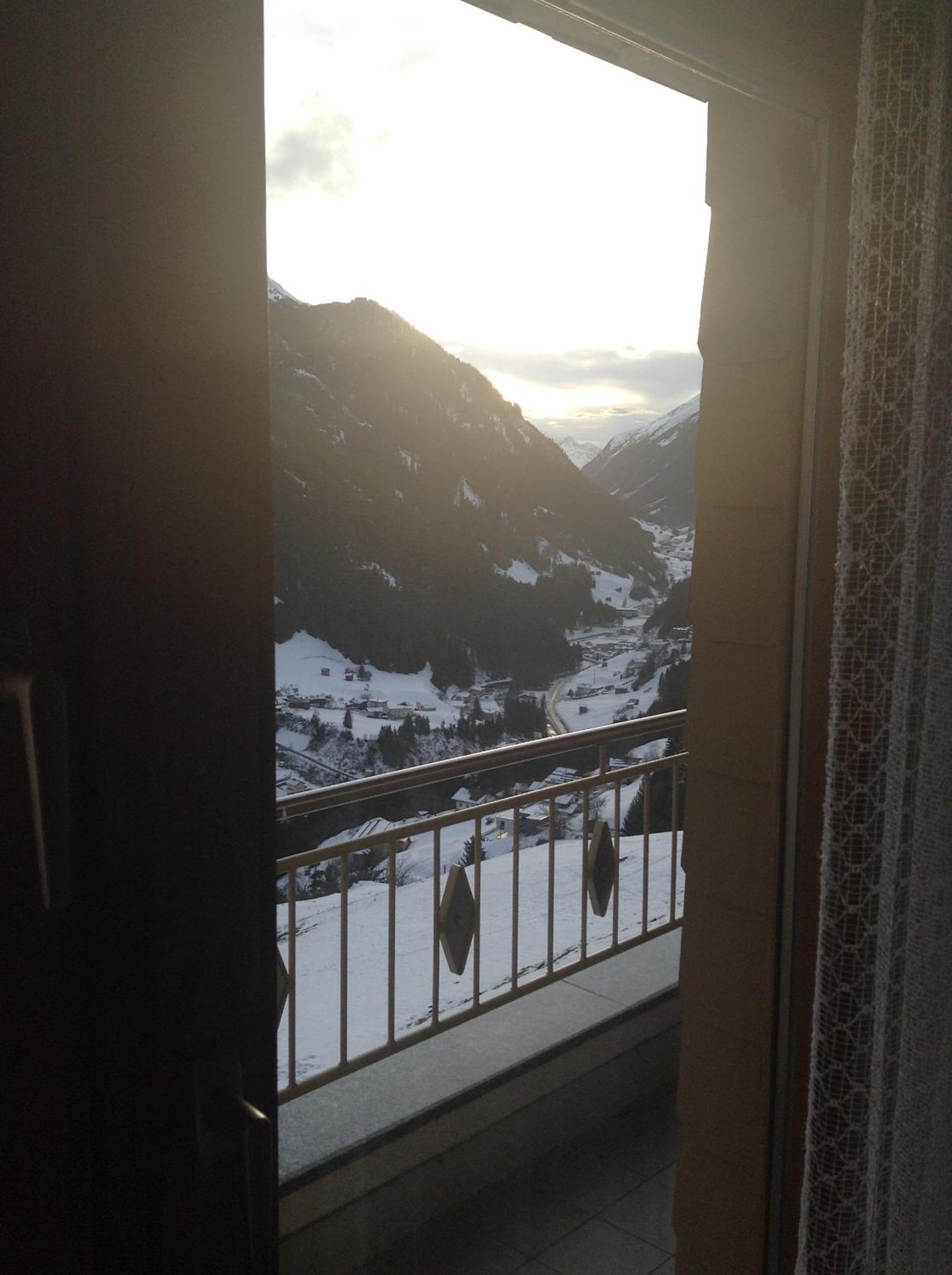 Photo 41
