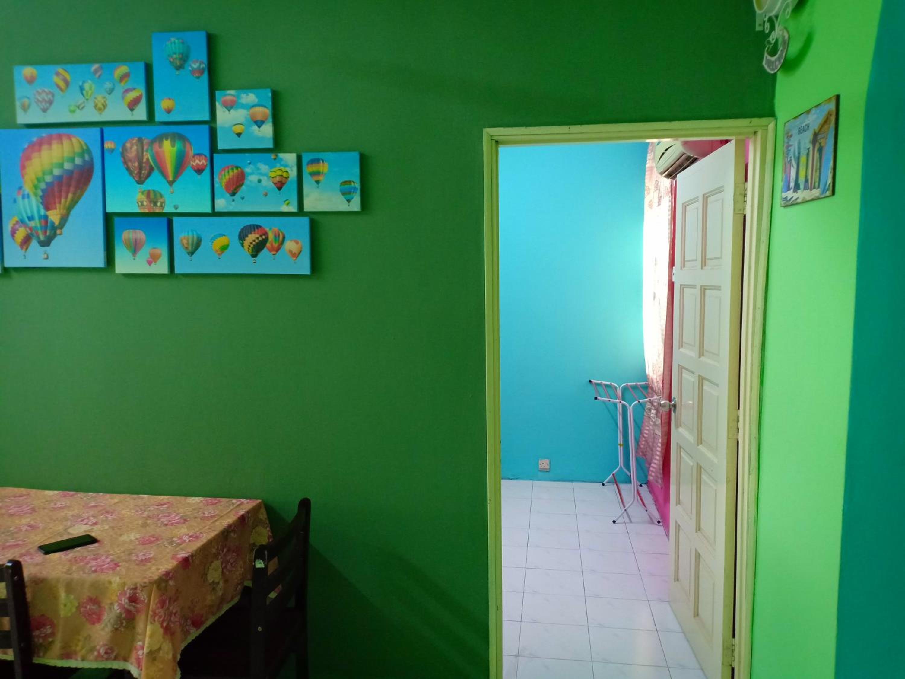 Adiana Homestay photo 7