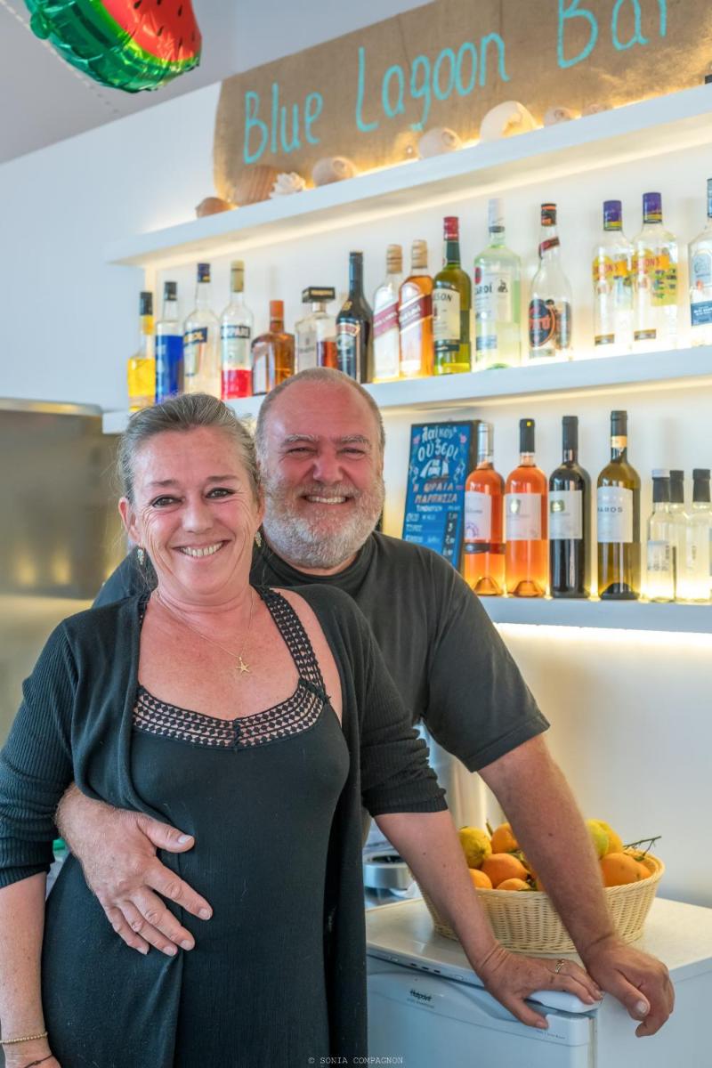 bar