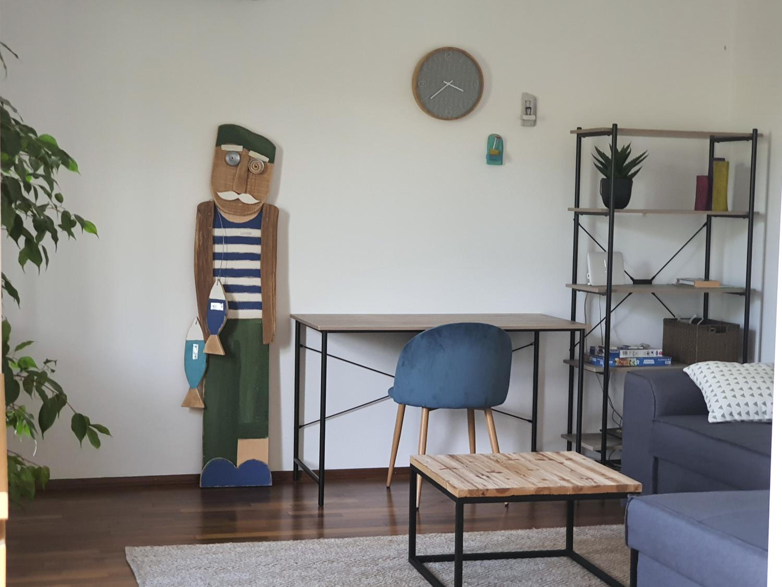 Sunny apartment 150 m from the sea view 3