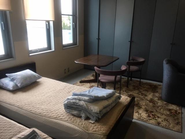Narita Airport Samurai Hostel view 4