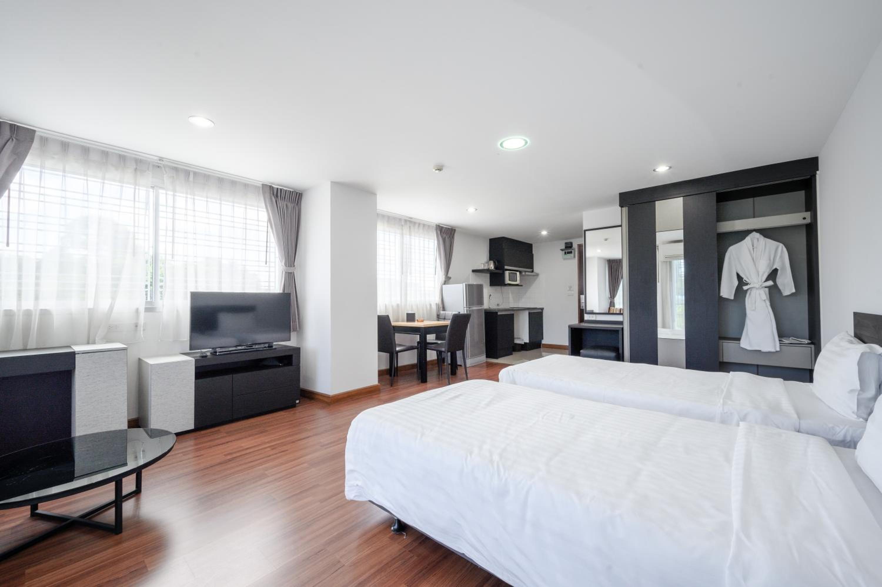 Winner Sriracha Serviced Apartment
