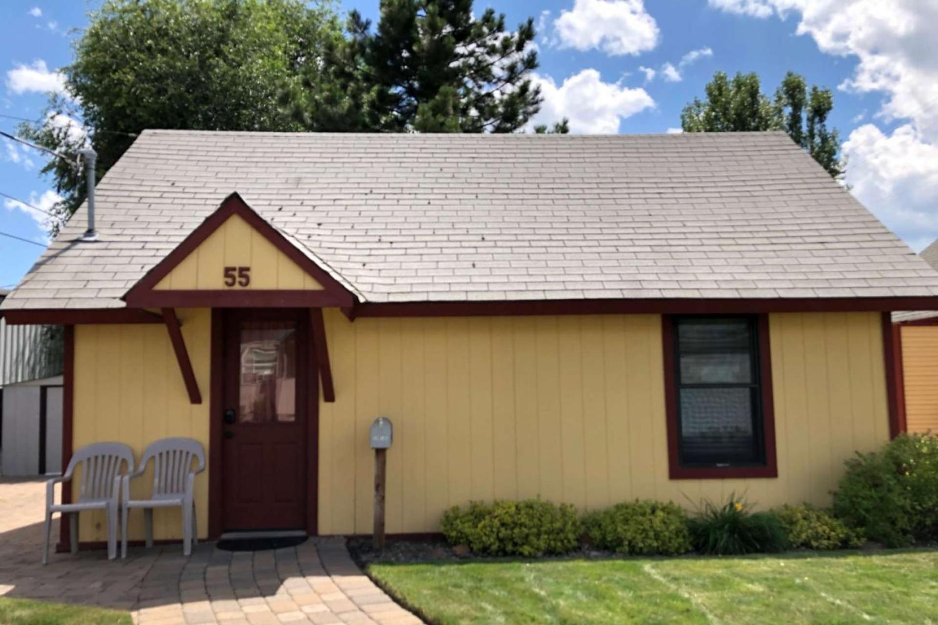 Hotel Hill St Cottage 55 - Image 1