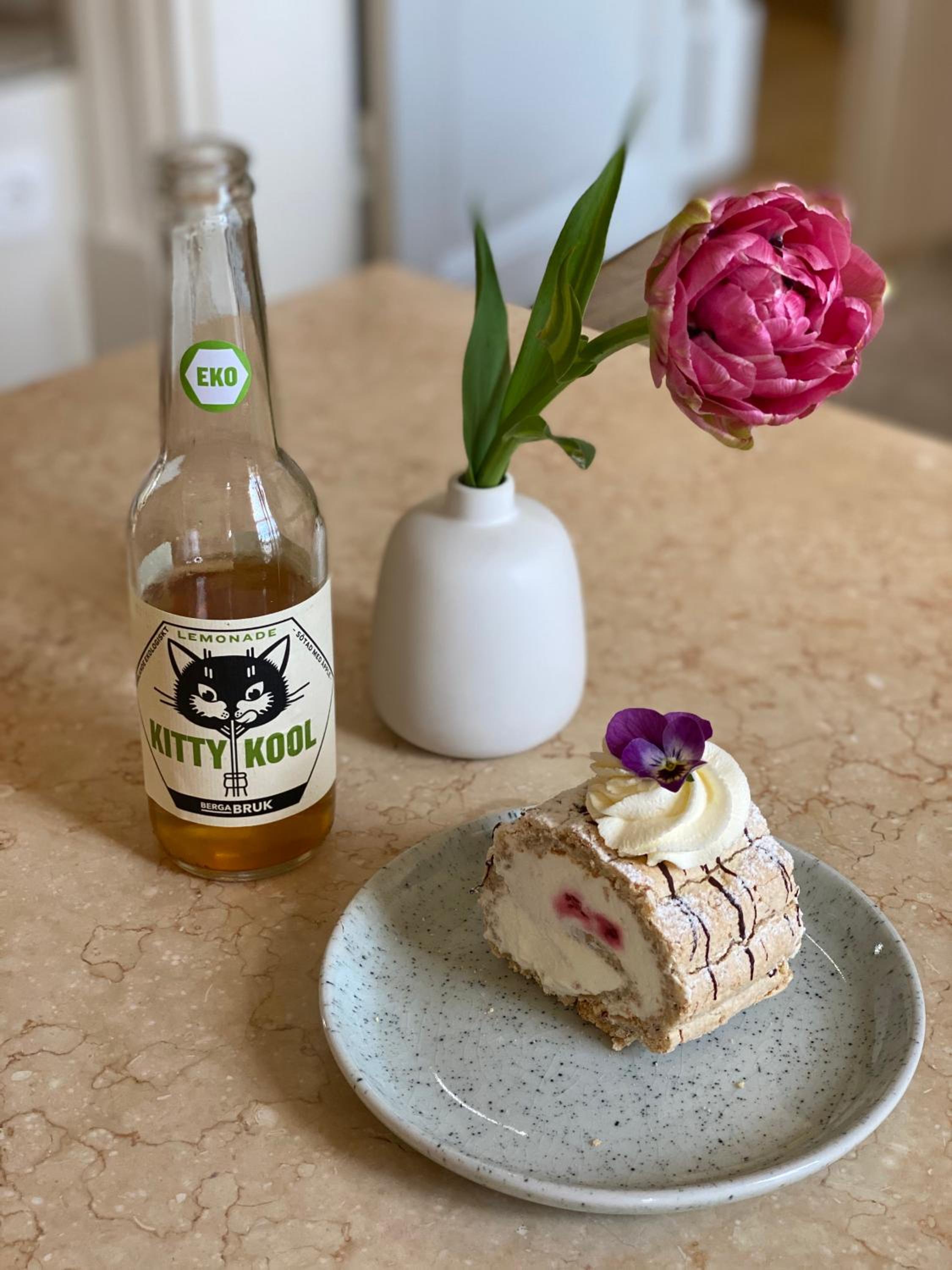 Café Mandeltårtan B&B VillaFloraViola