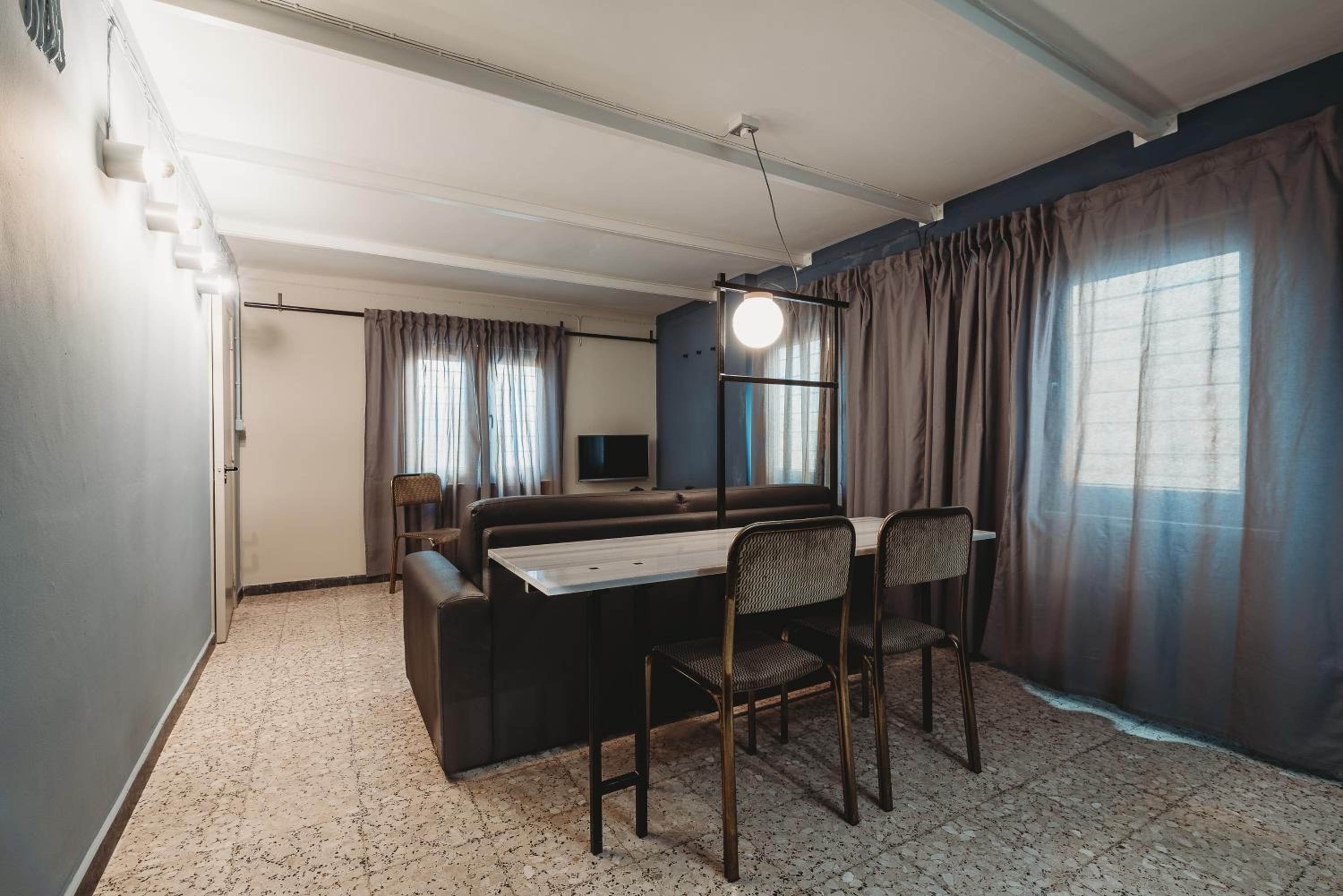 eins rooms - city center