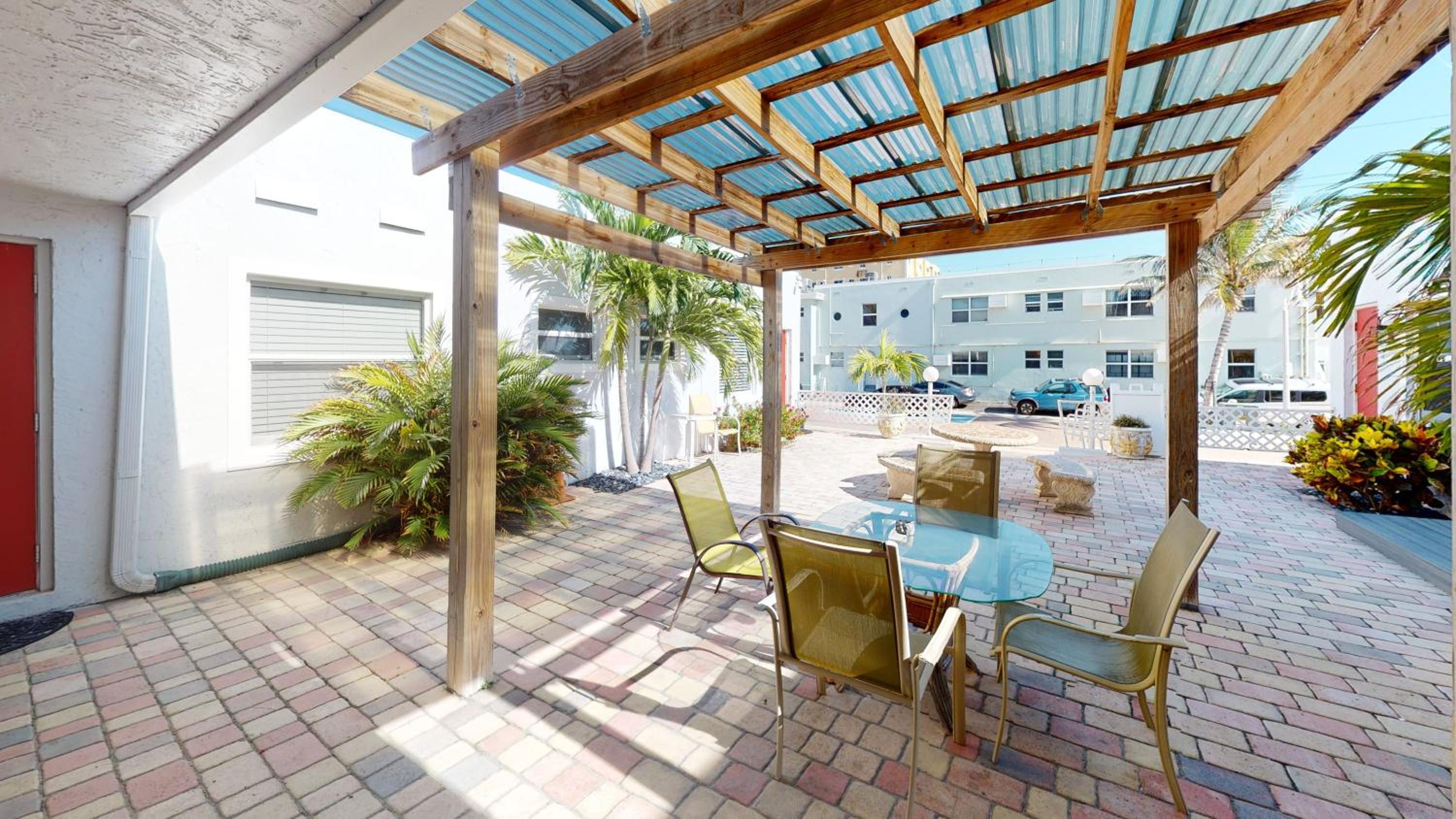 Hotel Sun Beach Inn - Image 1