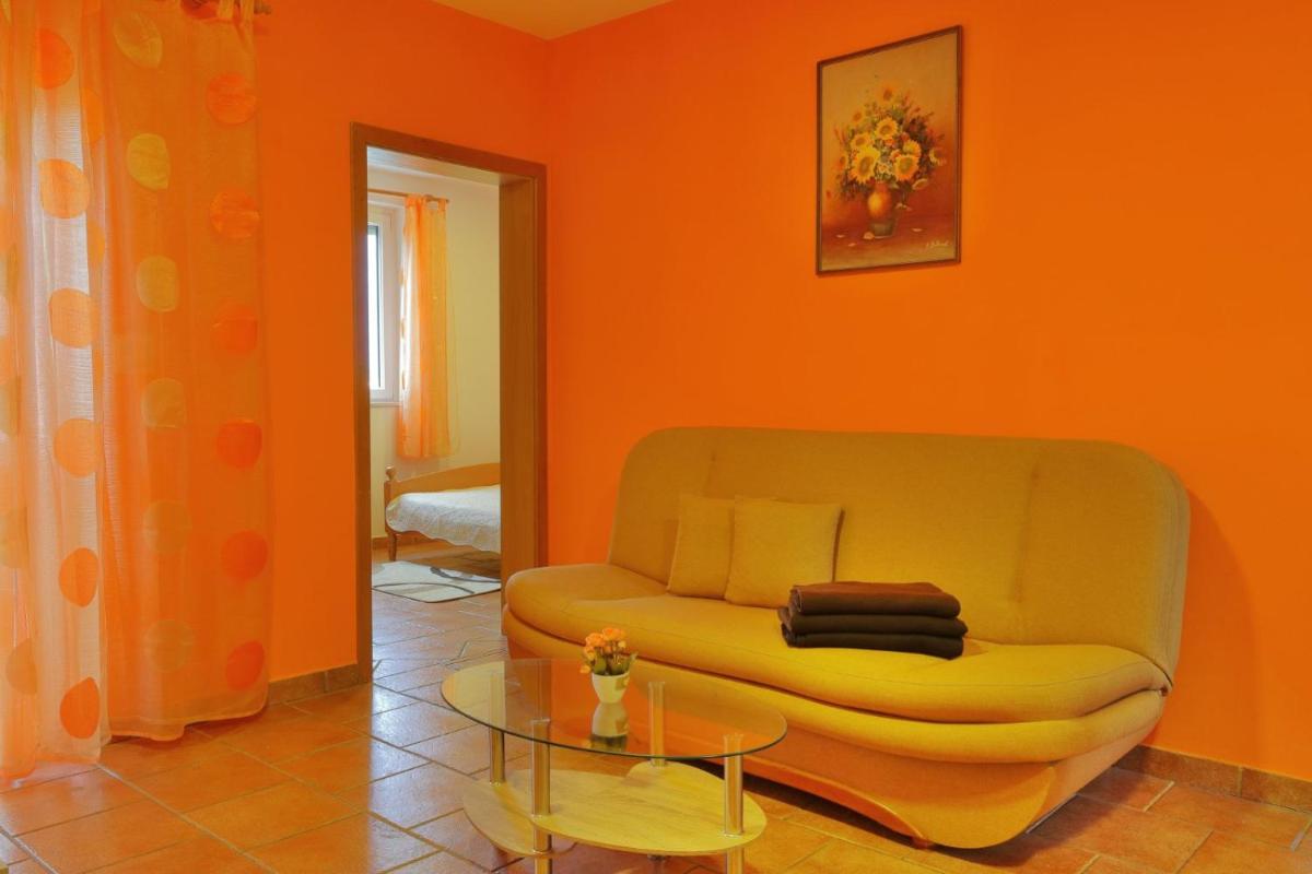 Photo 71
