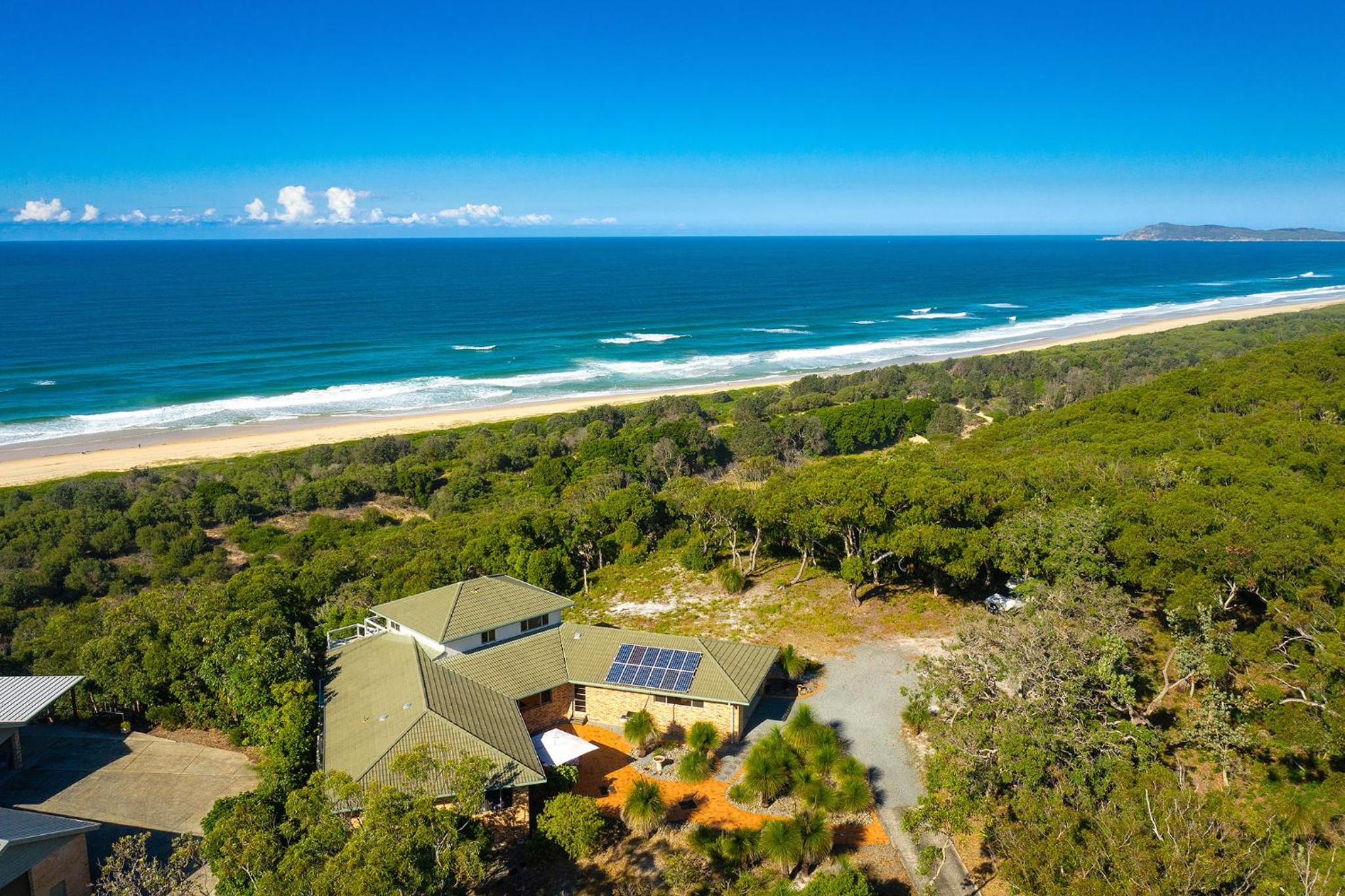 Seascape @ 19 Pindari - privacy, space, views