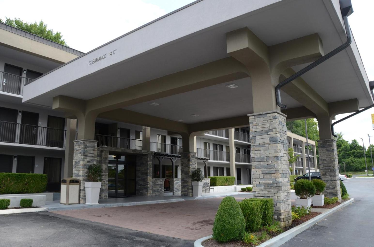 Baymont by Wyndham Nashville Airport - Property Image 4