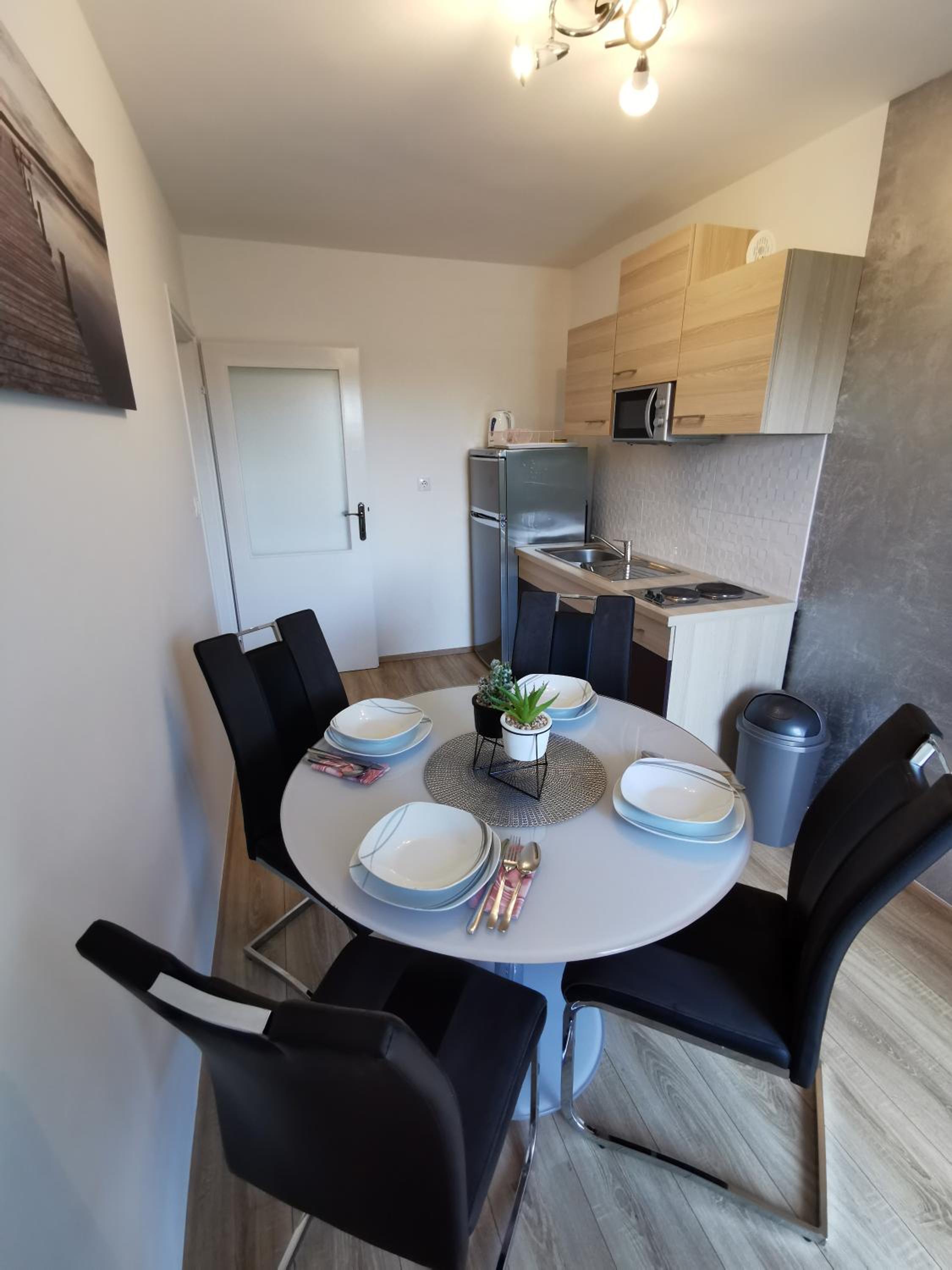 Apartment Leona view 5