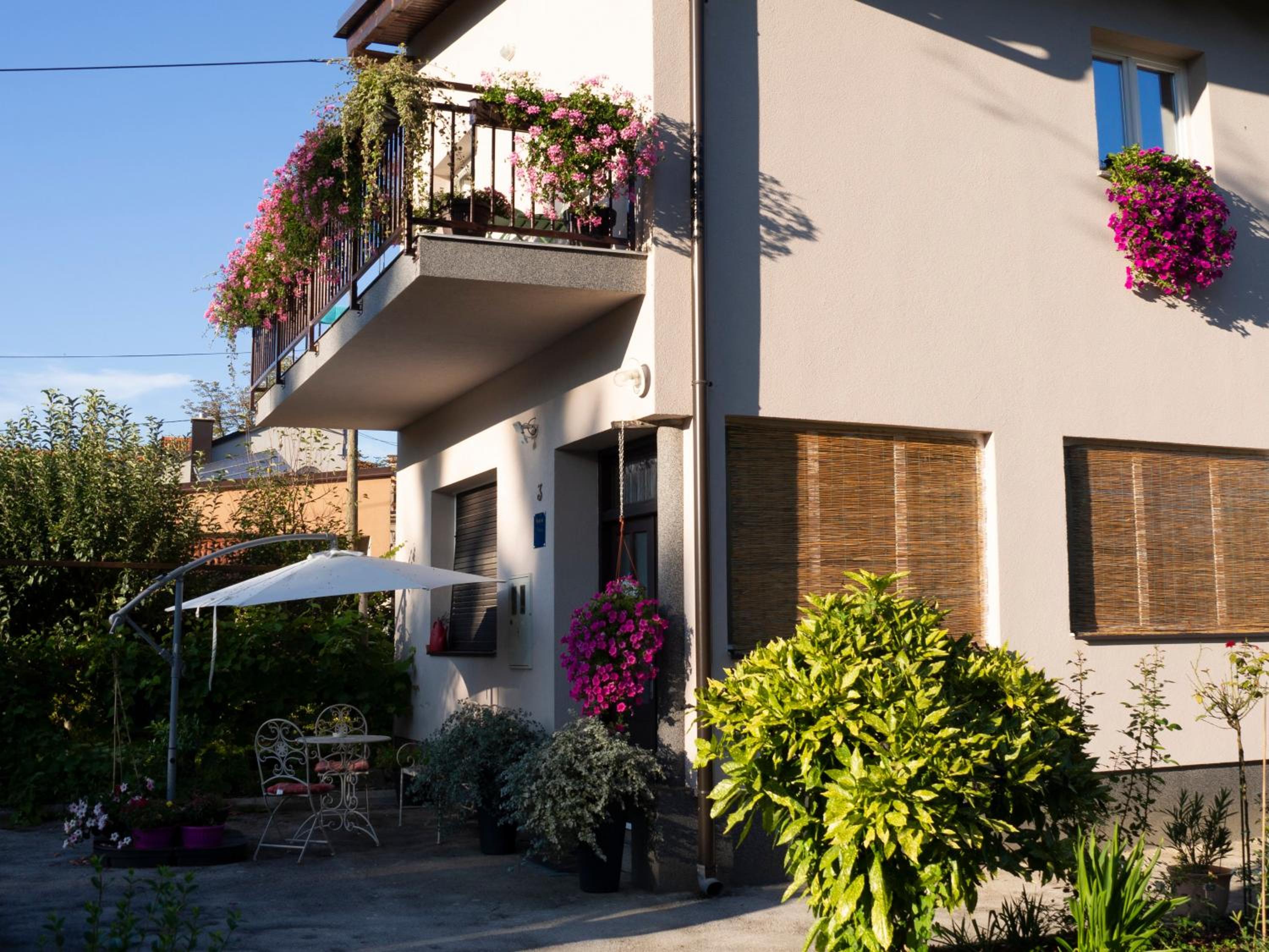 Hotel Apartment Dubovac - Image 1