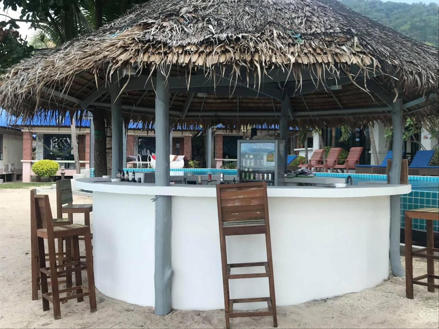 Sunset Beach Villas